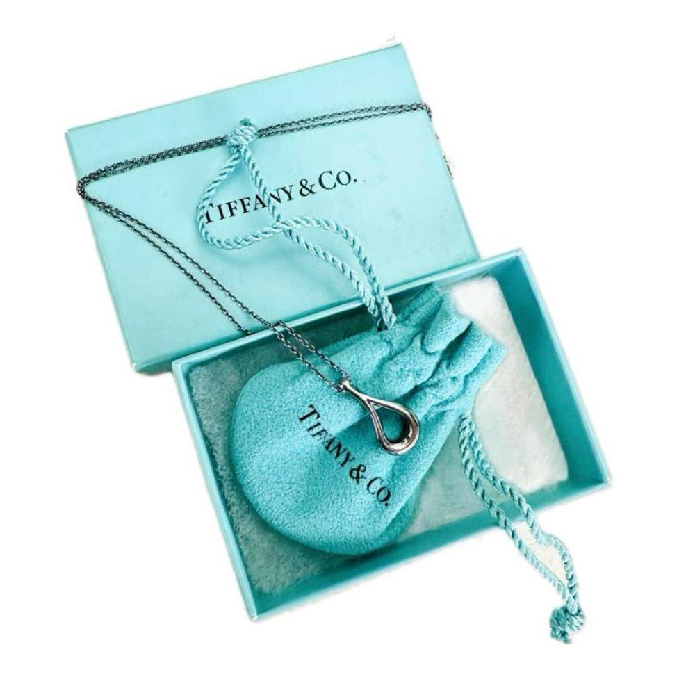 Tiffany & Co Medium Teardrop Pendant Necklace