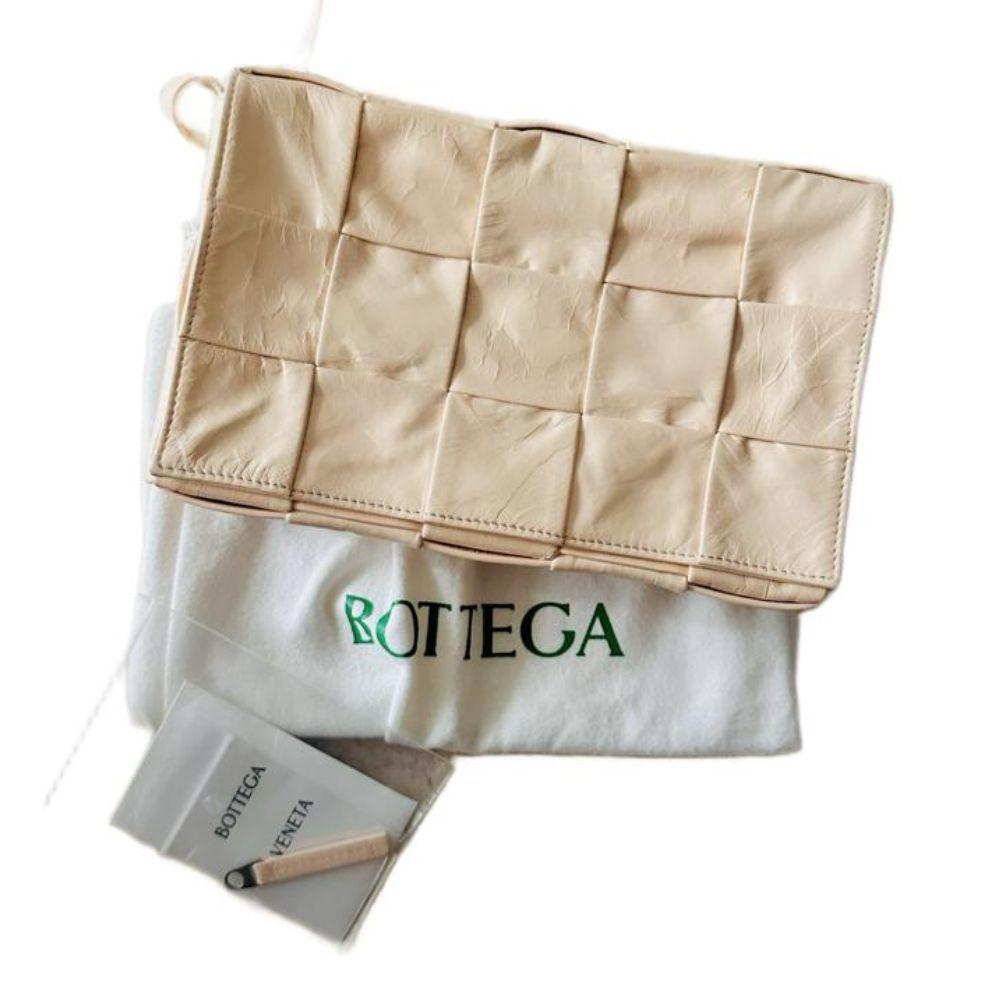 Bottega Veneta Cassette Crossbody Bag Light Peach Nappa Leather (Maxi Intrecciato)