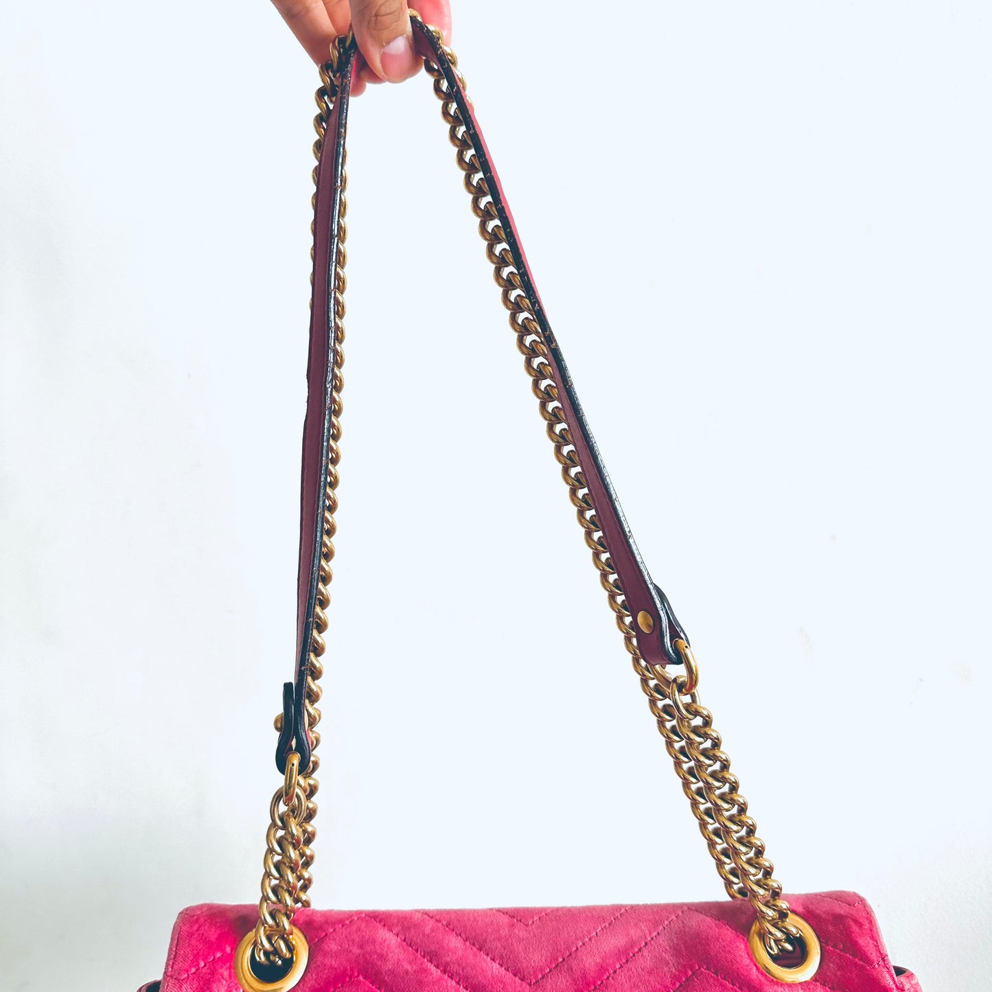 Gucci Marmont GG Monogram Logo Crushed Velvet Pink GHW Small Flap Shoulder Sling Bag