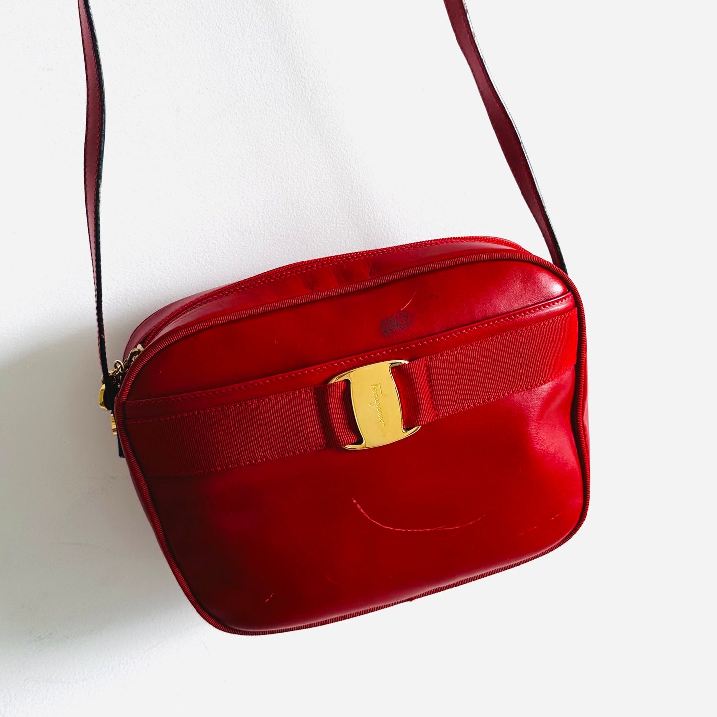 Salvatore Ferragamo Vara Bow Deep Red GHW Logo Smooth Leather Camera Shoulder Sling Bag