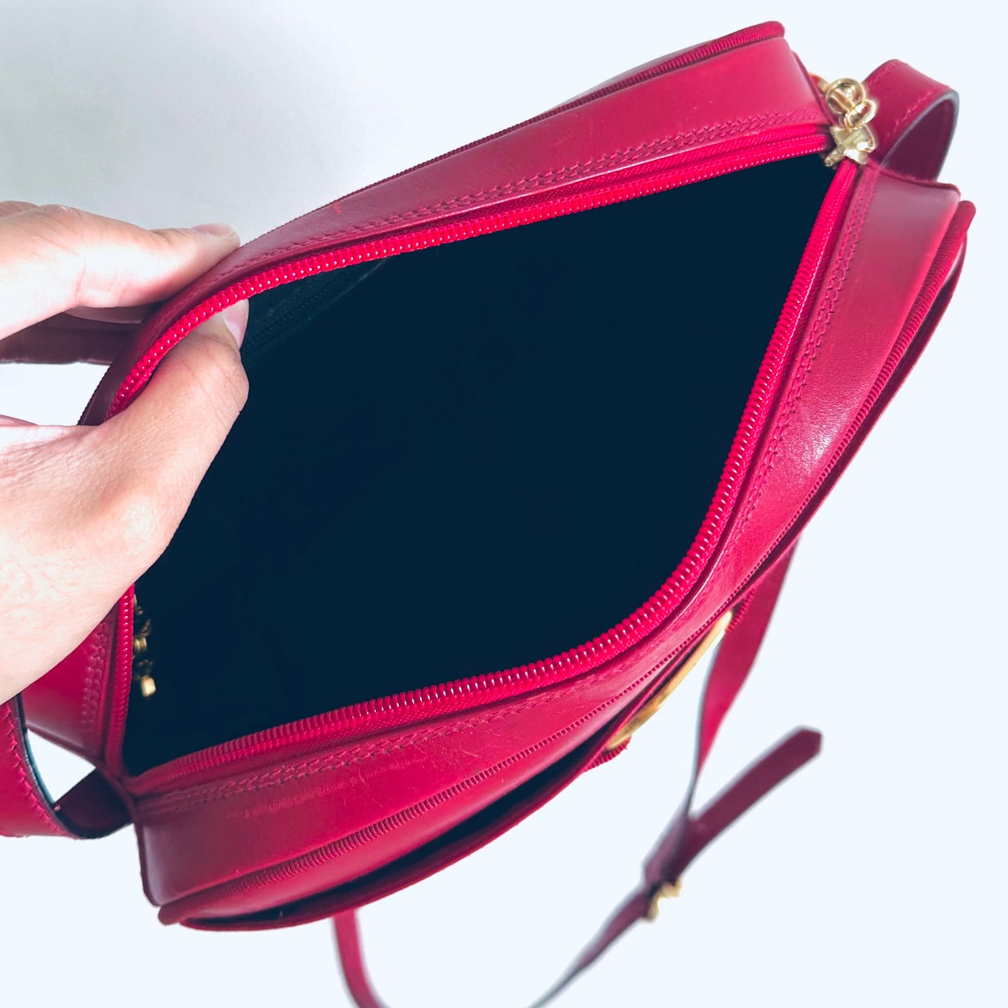Salvatore Ferragamo Vara Bow Deep Red GHW Logo Smooth Leather Camera Shoulder Sling Bag