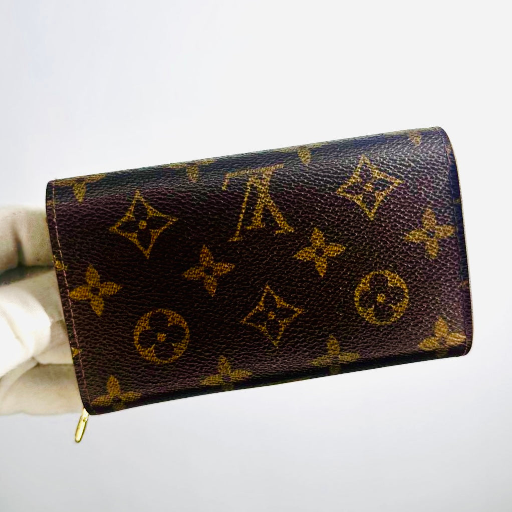 Louis Vuitton LV Monogram Logo GHW Porte Monnaie Tresor Compact Flap Wallet