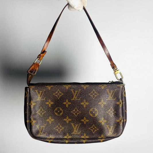 Louis Vuitton LV Monogram Logo GHW Shoulder Hobo Pochette Accessoires Accessories Bag