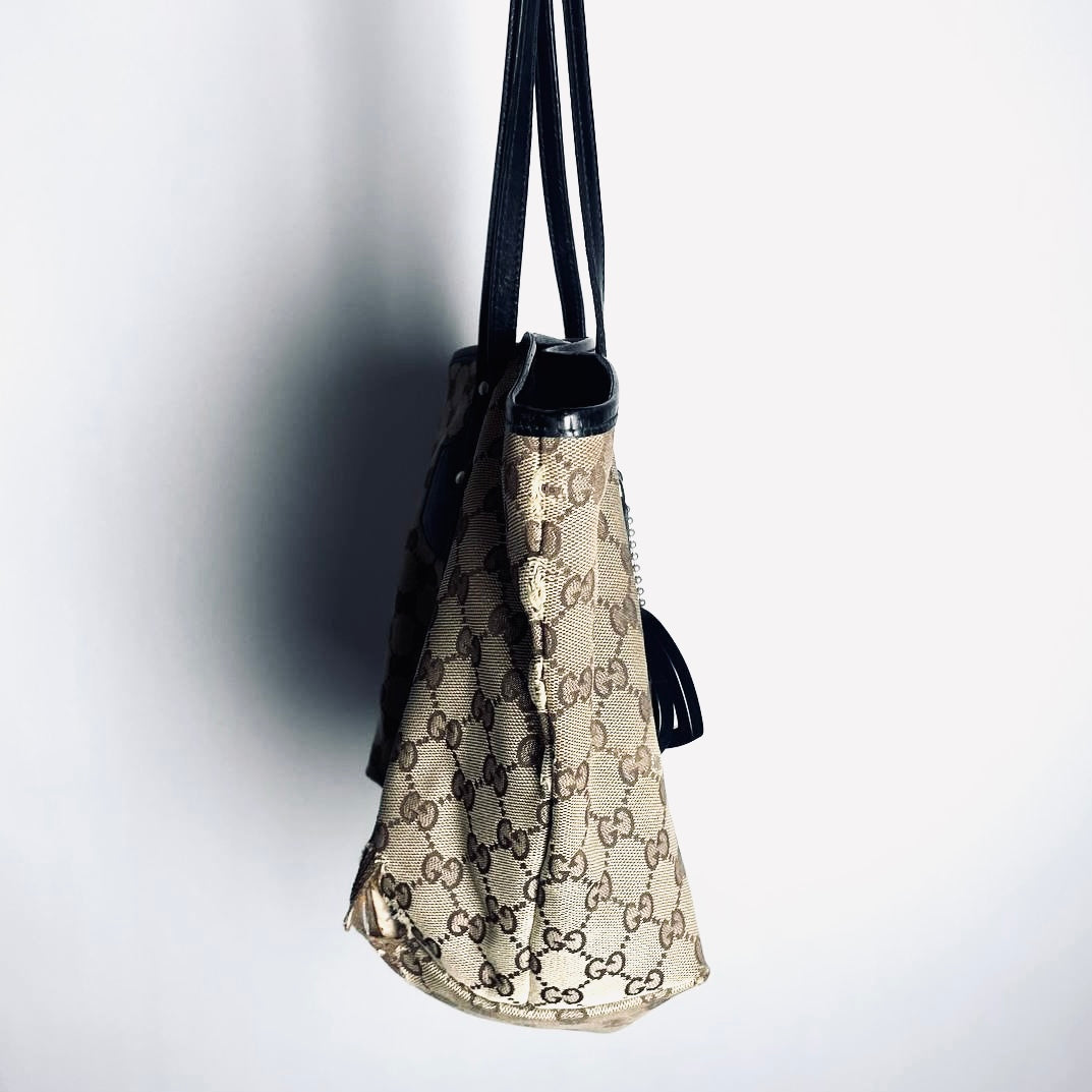 Gucci Beige / Black GG Monogram Logo Sherry Charms Shopper Shoulder Tote Bag