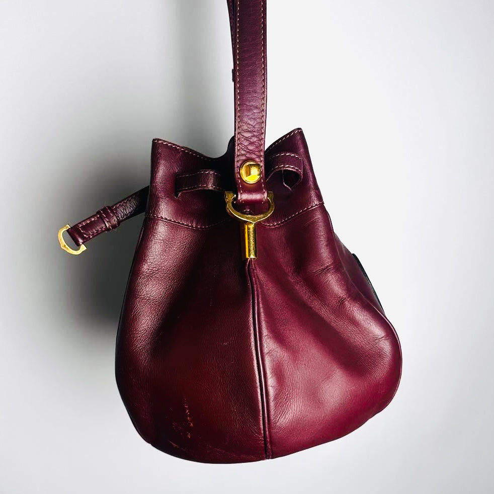 Cartier Mast / Must de Cartier Bucket Burgundy Maroon Red GHW Smooth Leather Shoulder Drawstring Bag