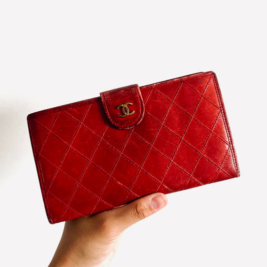 Chanel Red GHW Quilted Lambskin Leather CC Logo Flap Bifold Long Wallet 3s