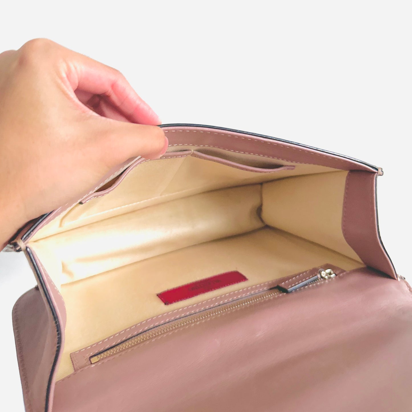 Valentino Rockstud Glam Lock Mauve Blush Pink GHW 2-Way Medium Flap Shoulder Sling Smooth Leather Bag