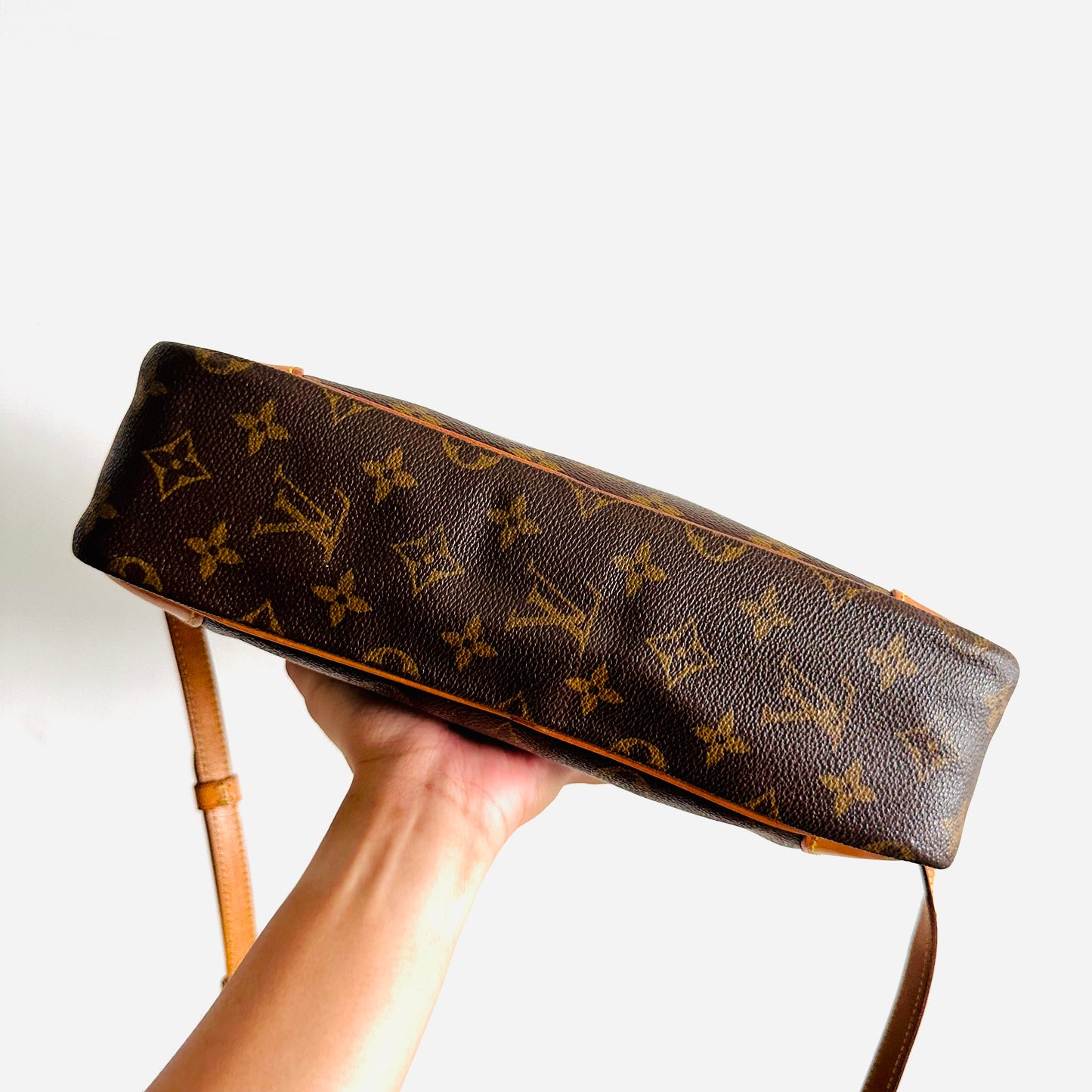 Louis Vuitton LV Trocadero Monogram Logo GHW Camera Shoulder Sling Bag