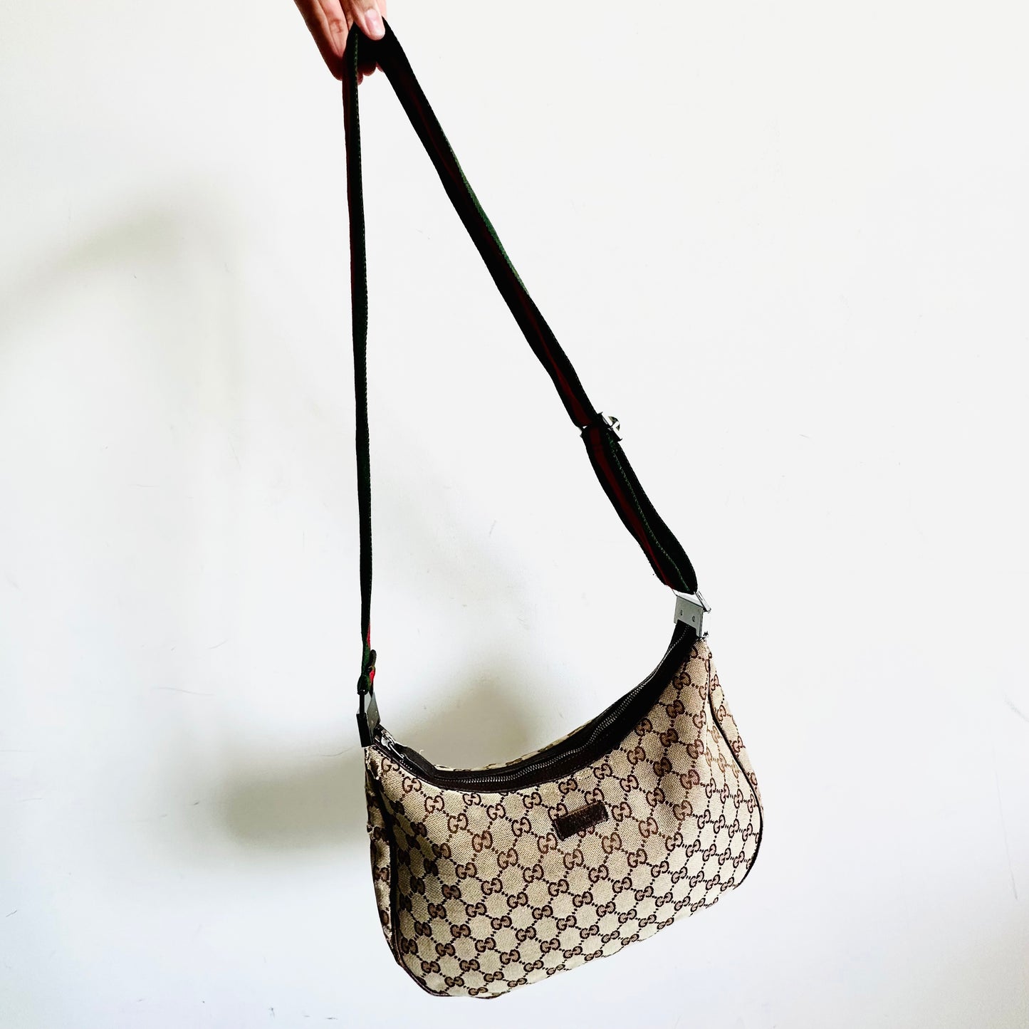 Gucci Beige GG Monogram Logo Web Striped Strap Half Moon Crescent Hobo Baguette Shoulder Sling Bag