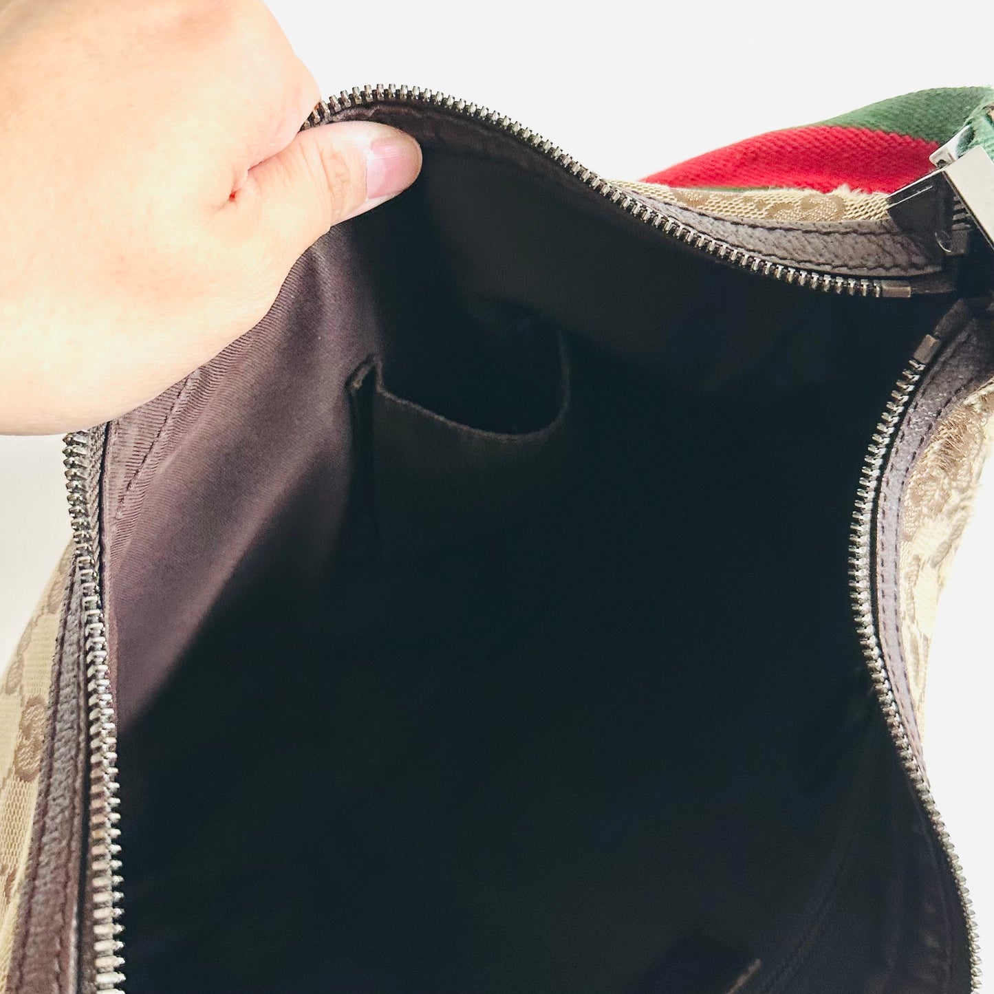 Gucci Beige GG Monogram Logo Web Striped Strap Half Moon Crescent Hobo Baguette Shoulder Sling Bag