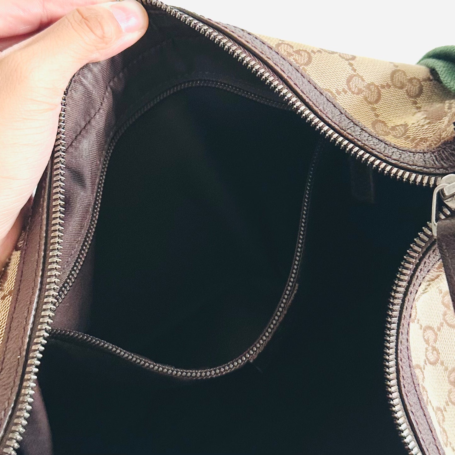 Gucci Beige GG Monogram Logo Web Striped Strap Half Moon Crescent Hobo Baguette Shoulder Sling Bag