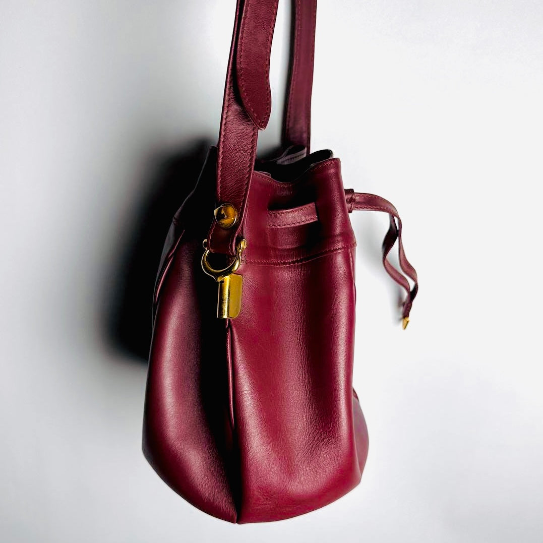 Cartier Must / Mast de Cartier Burgundy Maroon Red GHW Smooth Leather Bucket Shoulder Sling Bag