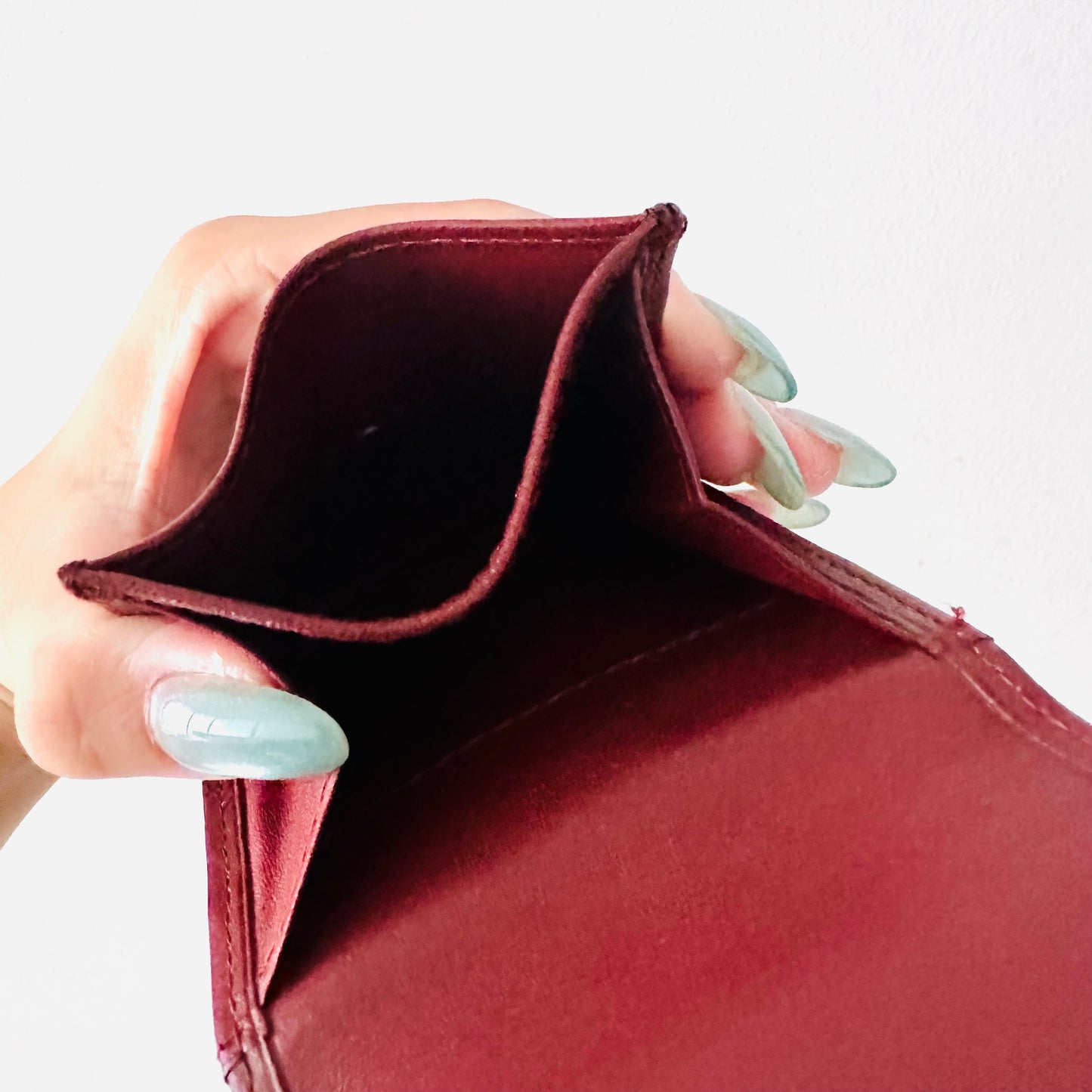 Cartier Maroon GHW Monogram Logo Smooth Leather Vintage Flap Compact Wallet