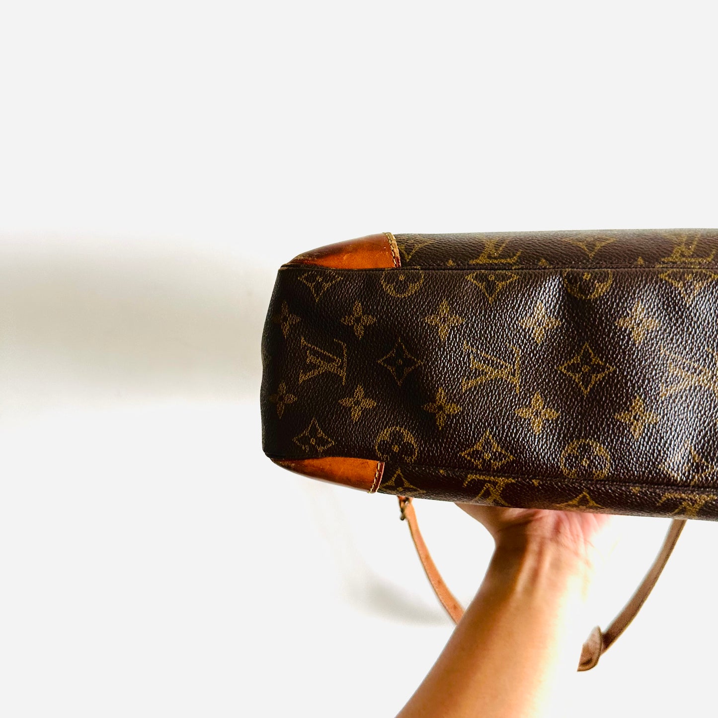 Louis Vuitton LV Boulogne Monogram Logo GHW Vintage Baguette Hobo Shoulder Sling Bag