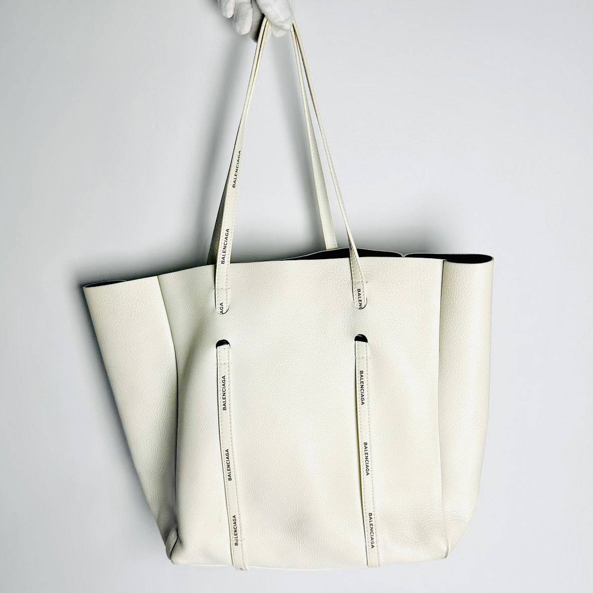 Balenciaga White Everyday S Monogram Logo Shoulder Leather Tote Bag With Pouch