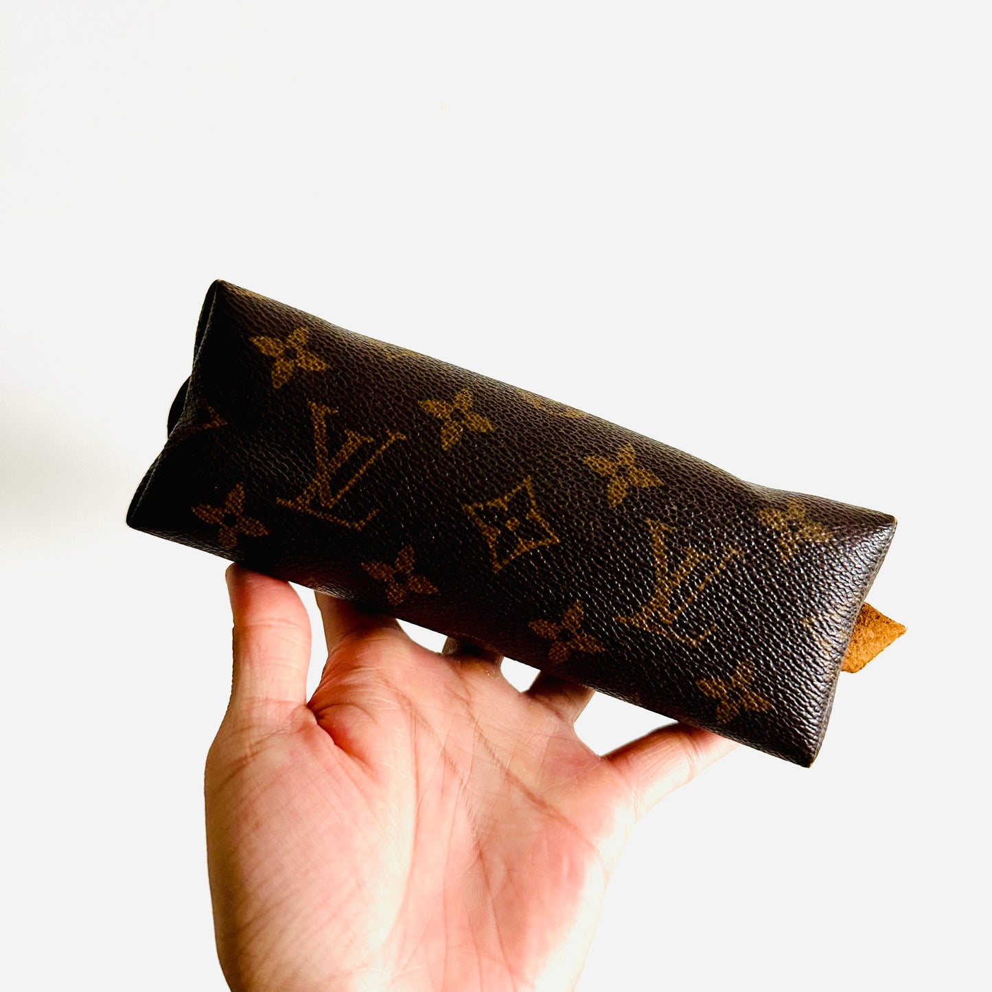 Louis Vuitton LV Monogram Logo GHW Cosmetic Toiletry Pouch Clutch Case