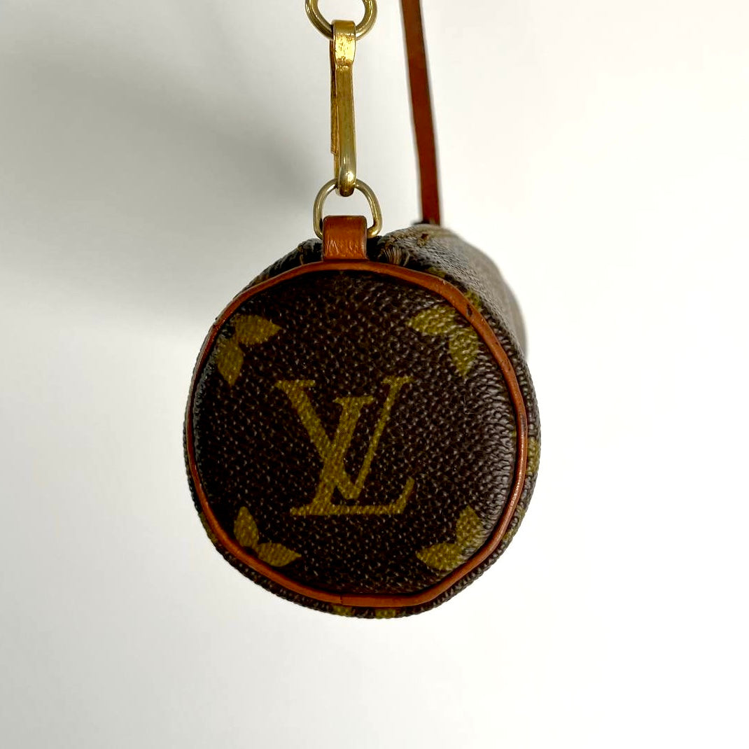 Louis Vuitton LV Papillon Roller Monogram Logo GHW Pochette Accessories Accessoires Shoulder Bag
