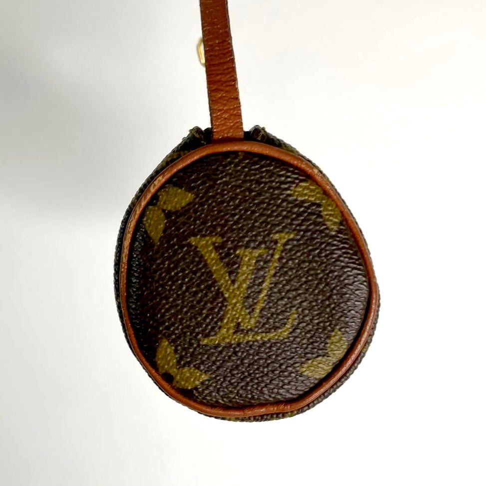 Louis Vuitton LV Papillon Roller Monogram Logo GHW Pochette Accessories Accessoires Shoulder Bag