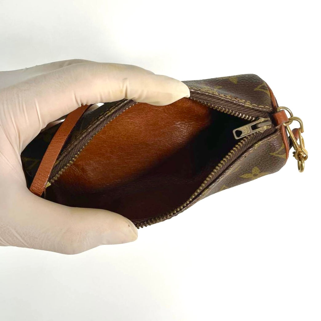 Louis Vuitton LV Papillon Roller Monogram Logo GHW Pochette Accessories Accessoires Shoulder Bag