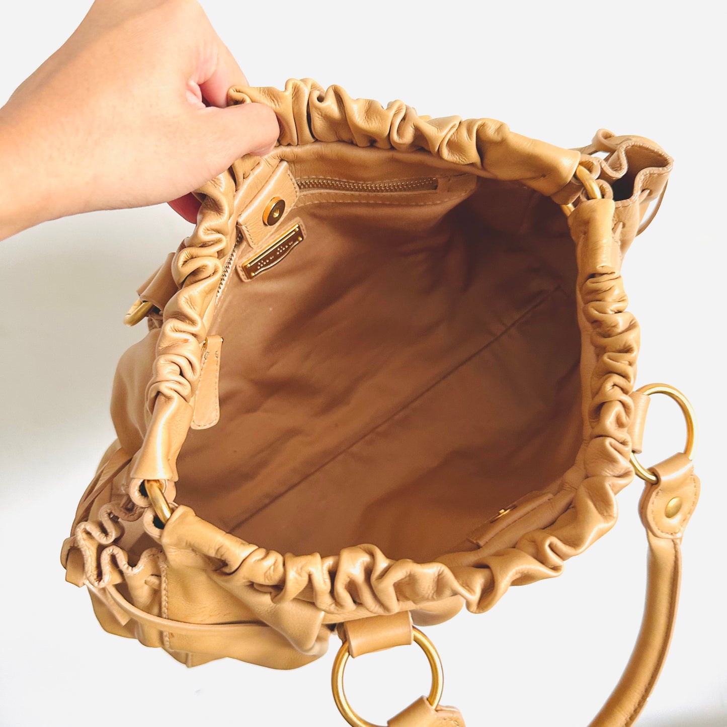 Miu Miu Beige GHW Vitello Lux Classic Logo Shopper 2-Way Shoulder Sling Tote Bag