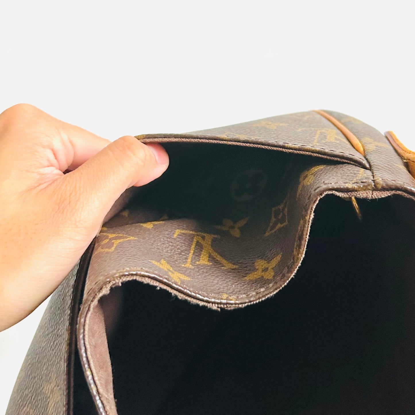 Louis Vuitton LV Menilmontant PM Monogram Logo GHW Flap Shoulder Sling Bag