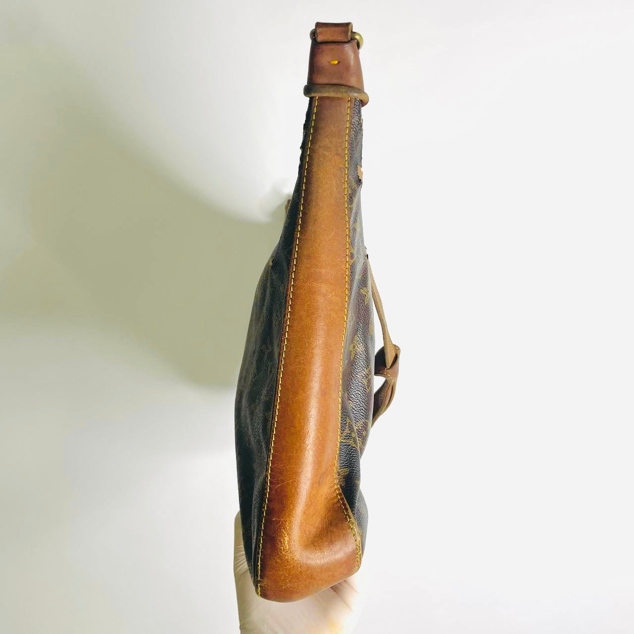Louis Vuitton LV Boulogne Monogram Logo GHW Vintage Hobo Baguette Shoulder Sling Bag