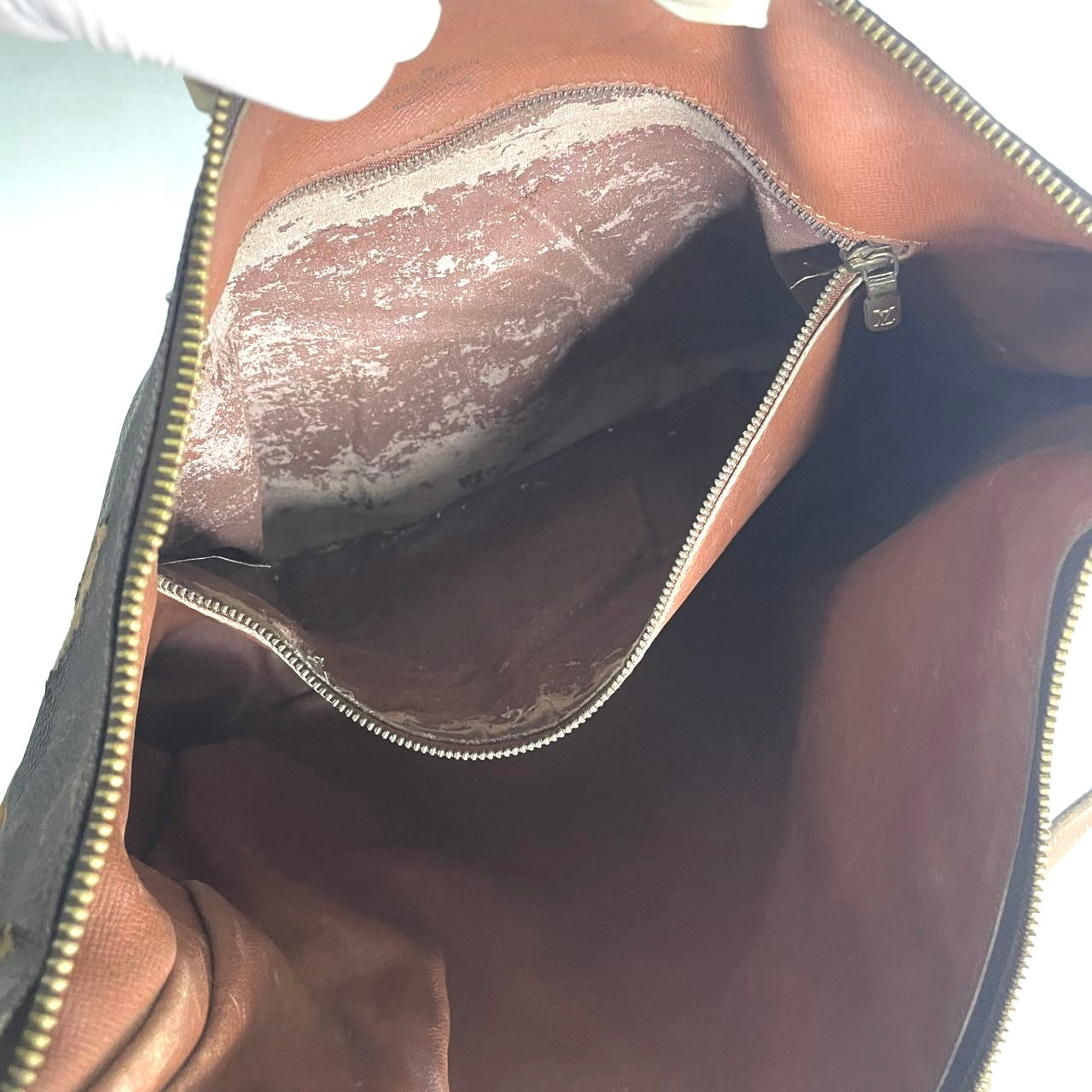 Louis Vuitton LV Boulogne Monogram Logo GHW Vintage Hobo Baguette Shoulder Sling Bag