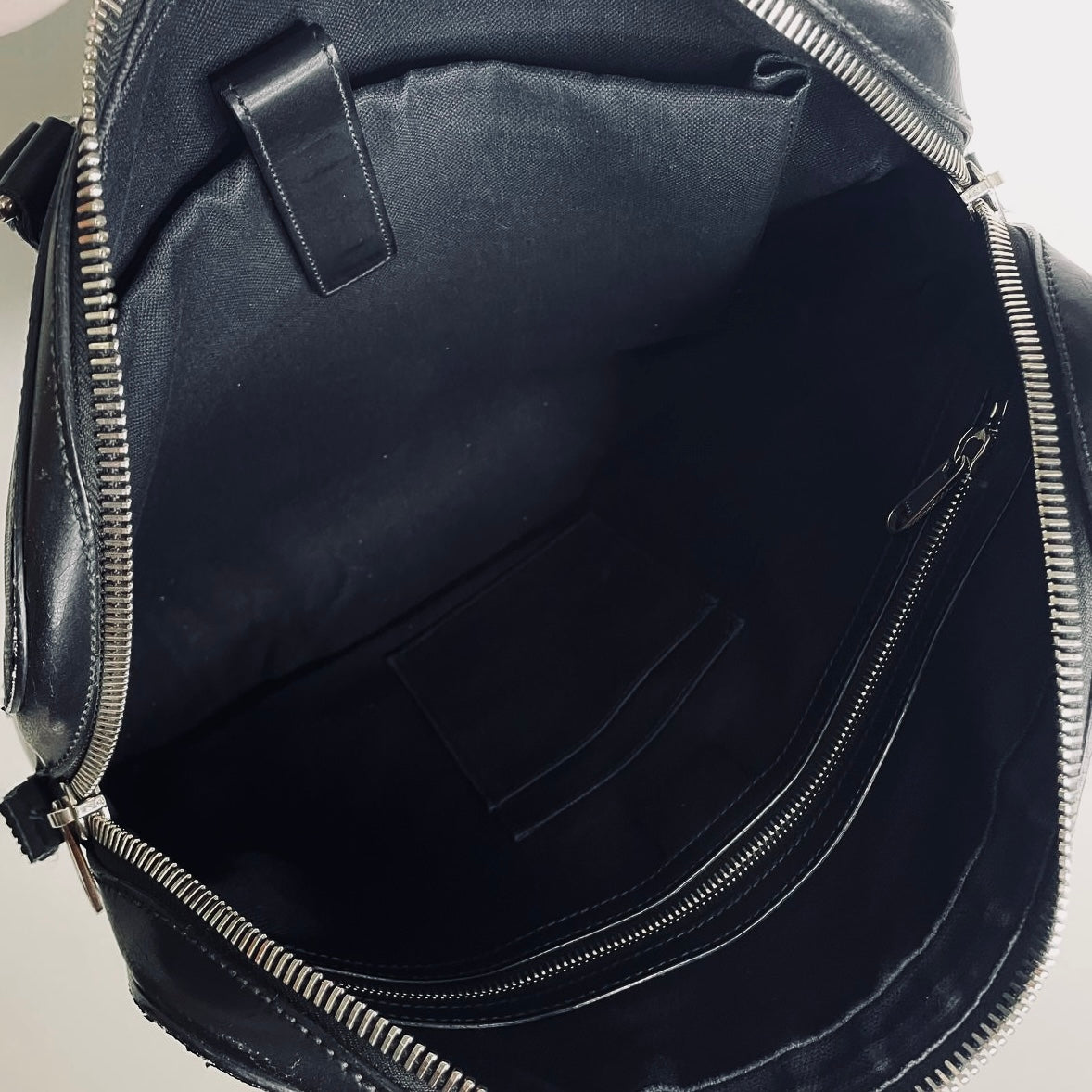 Gucci Supreme Black GG Monogram Logo Briefcase Document Top Handle Bag