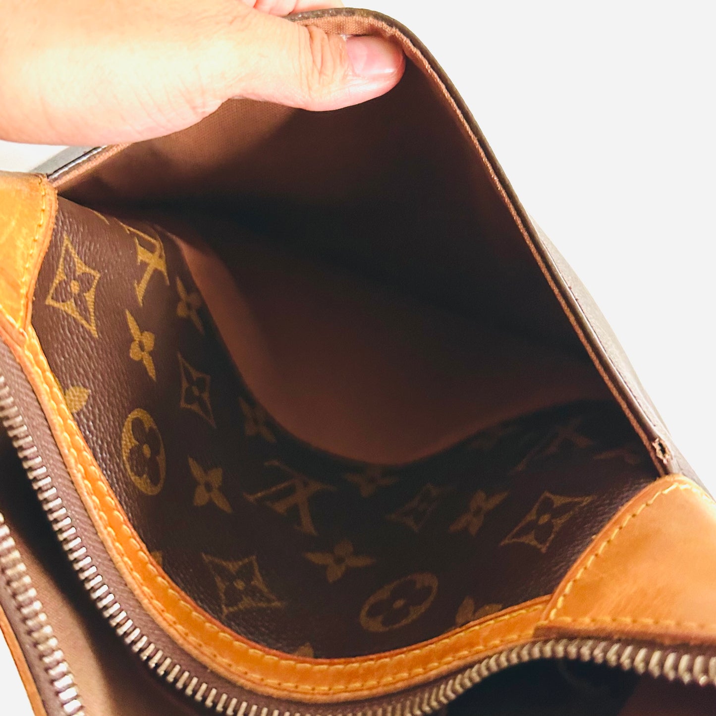 Louis Vuitton LV Odeon PM Monogram Logo GHW Shoulder Sling Bag