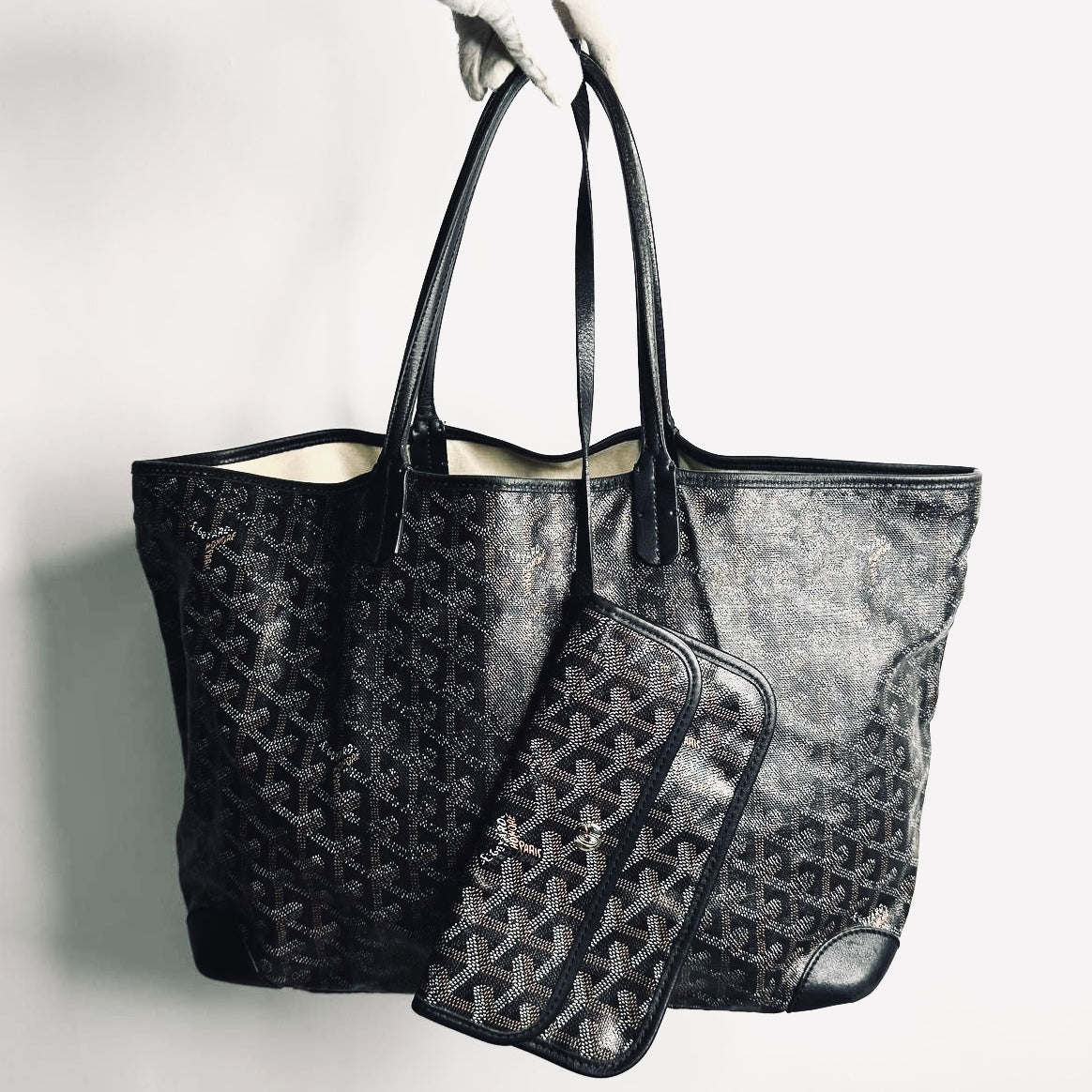 Goyard Black Saint Louis PM Monogram Shopper Shoulder Tote Bag With Pouch