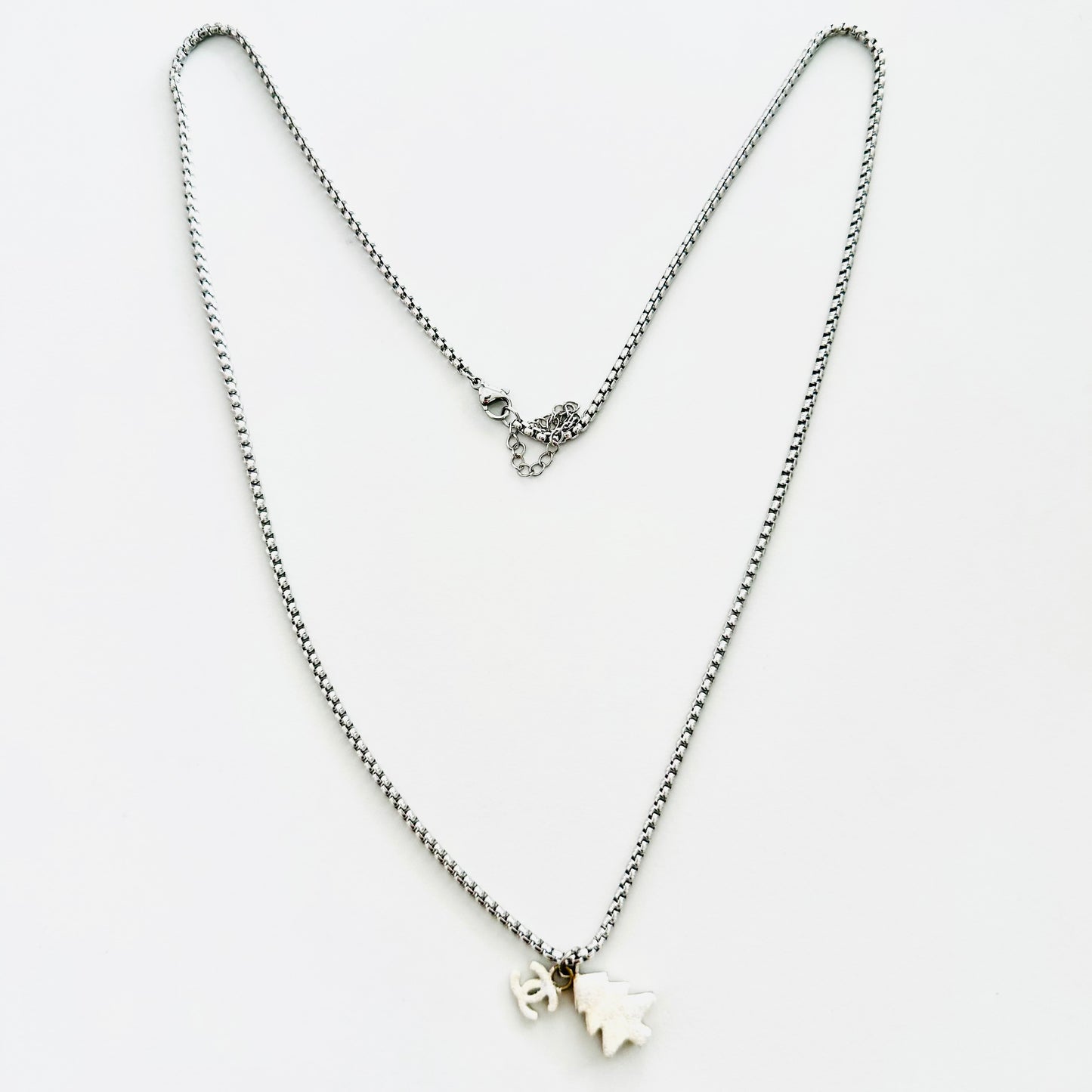 Chanel CC Logo & Tree Chain Monogram Signature Vintage Necklace