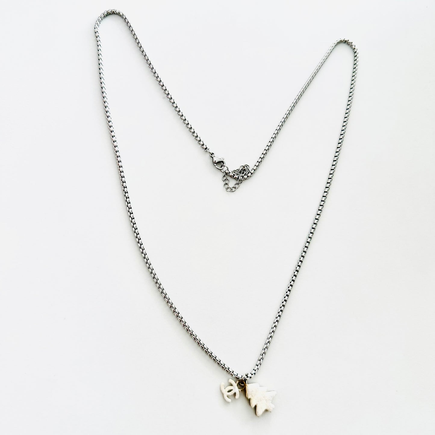 Chanel CC Logo & Tree Chain Monogram Signature Vintage Necklace