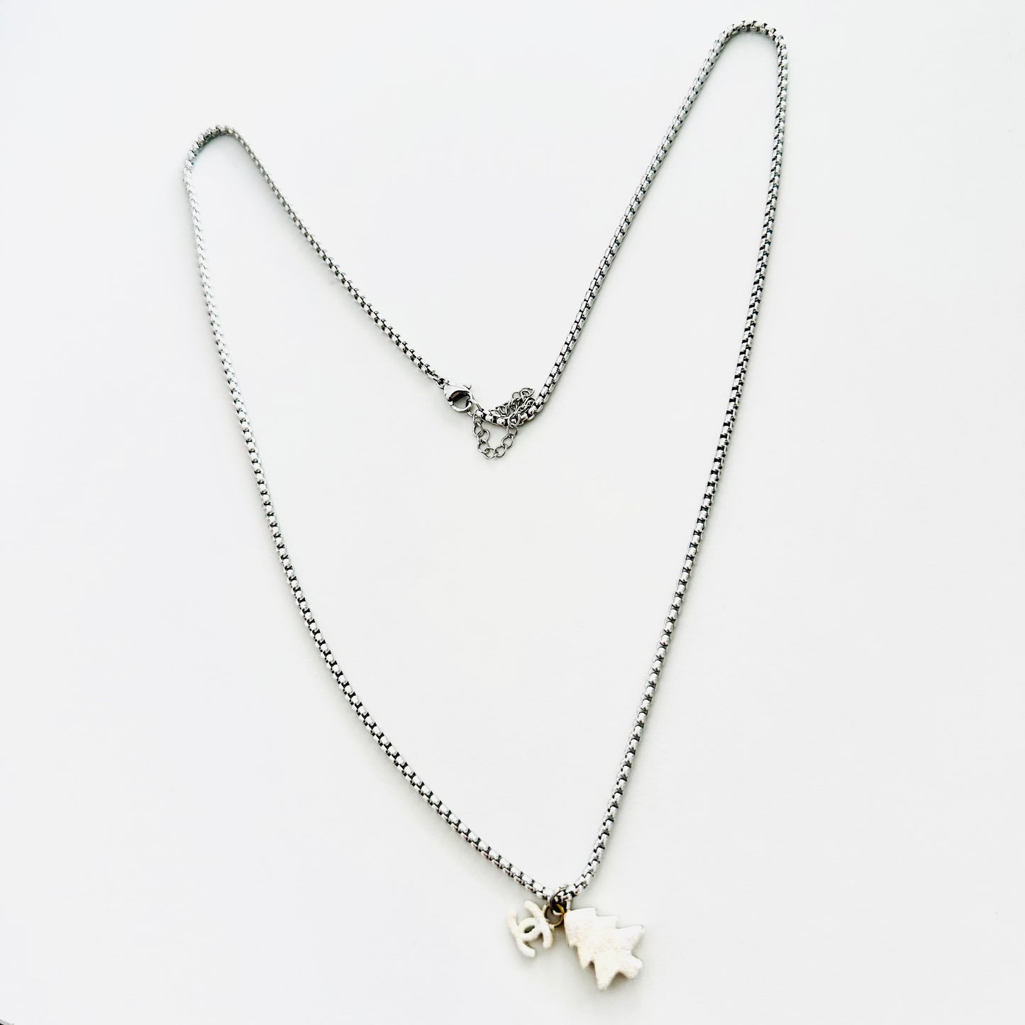 Chanel CC Logo & Tree Chain Monogram Signature Vintage Necklace