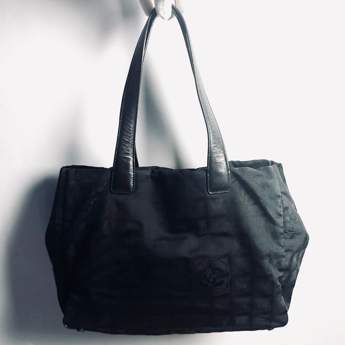 Chanel Black Travel Line Quilted Jacquard CC Monogram Logo Shoulder Shopper Tote Bag 7s