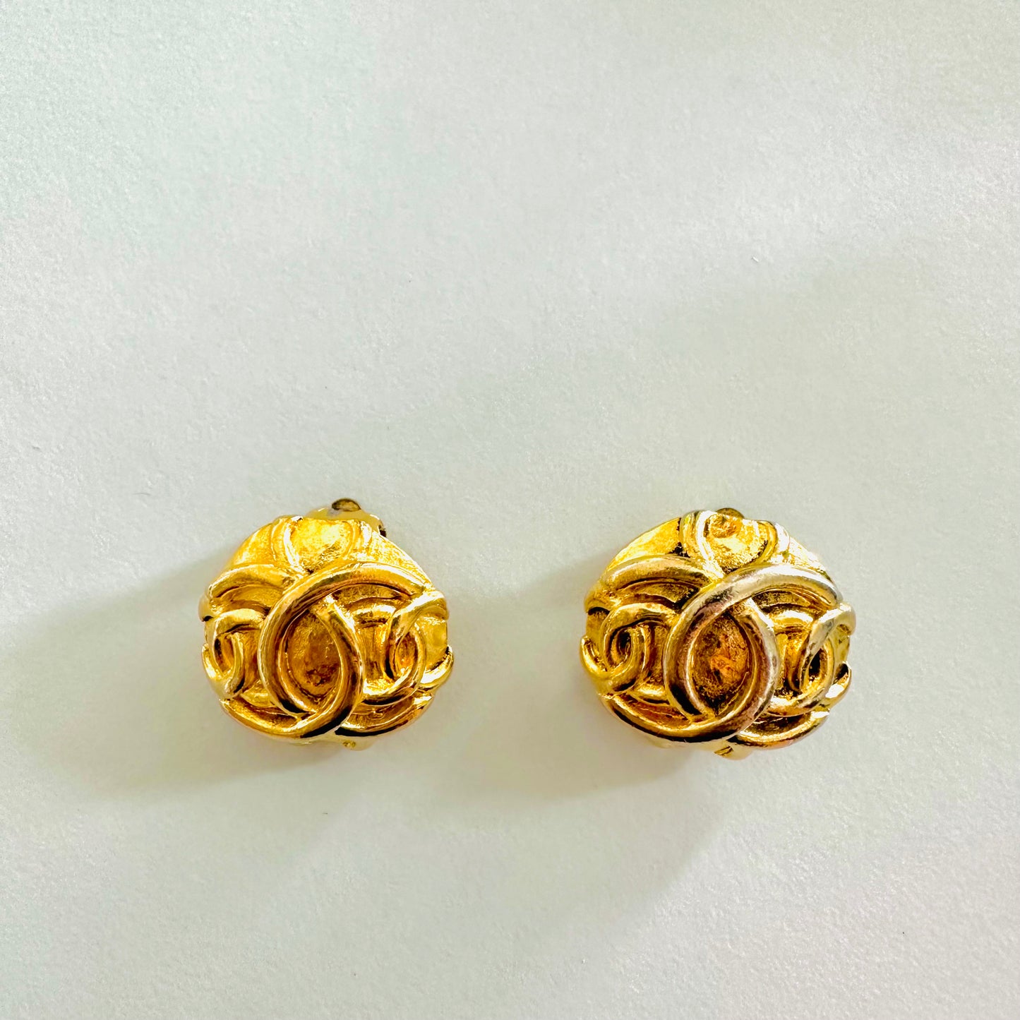 Chanel Giant CC Signature Logo Large Classic Gold Clip On Vintage Earrings