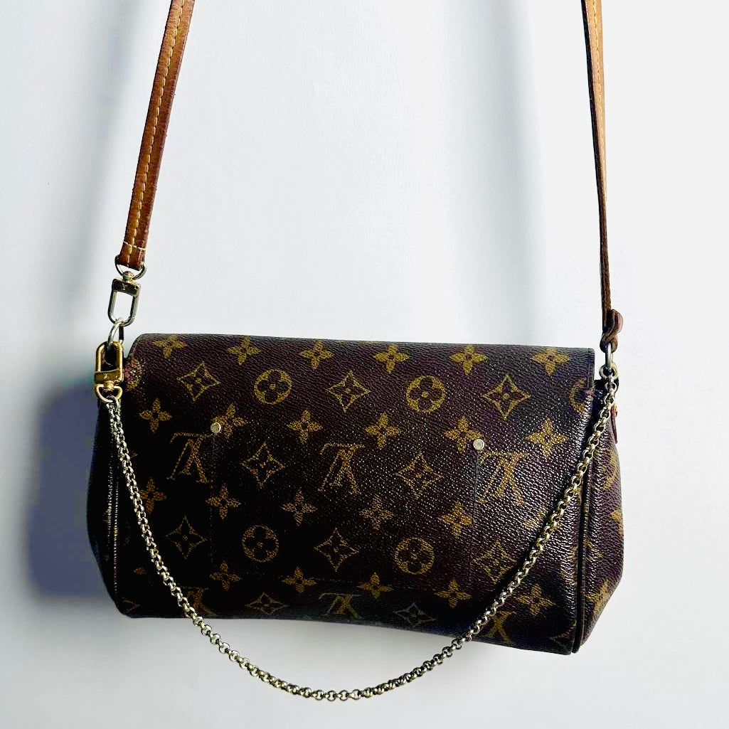Louis Vuitton LV Favourite Monogram Logo GHW 2-Way Flap Shoulder Sling Pochette Accessories Accessoires Chain Bag