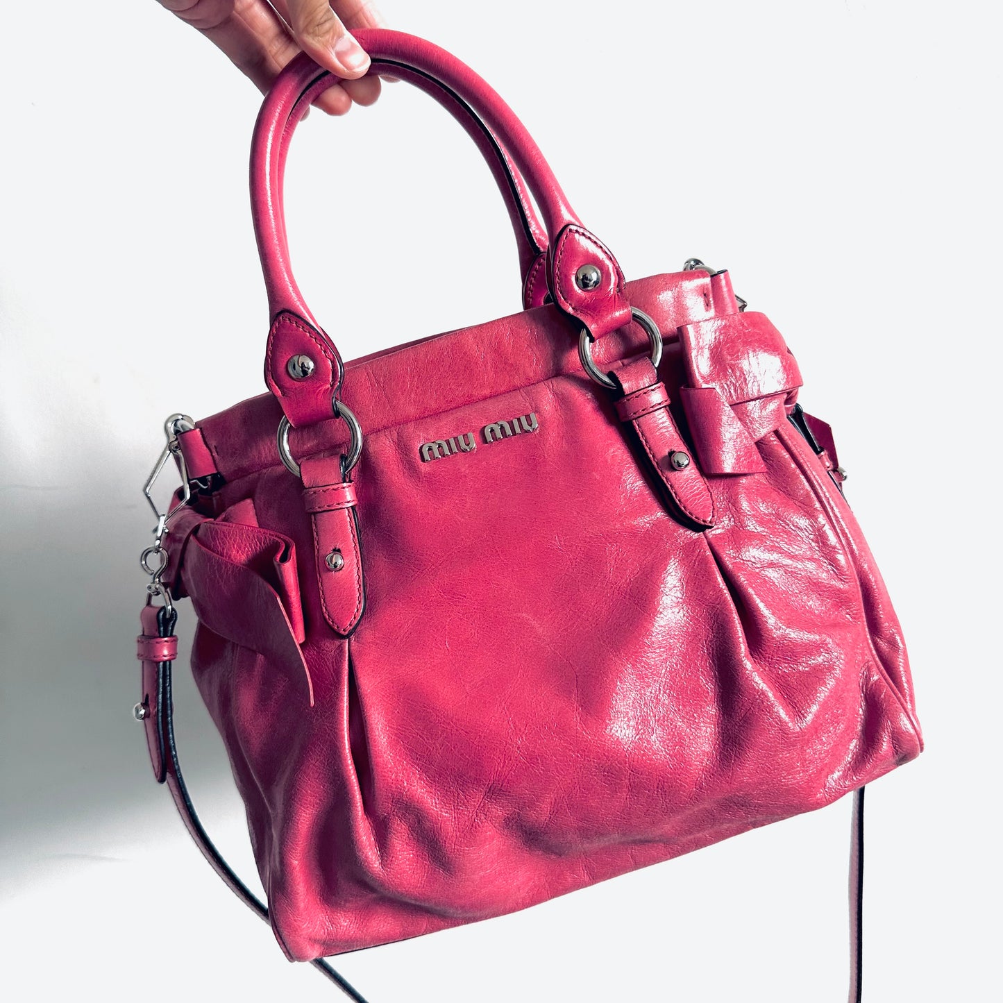 Miu Miu Pink Vitello Bow Lux Small Leather Classic Logo 2-Way Shopper Shoulder Tote Bag