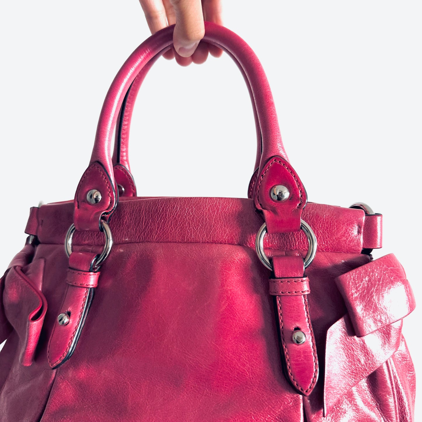 Miu Miu Pink Vitello Bow Lux Small Leather Classic Logo 2-Way Shopper Shoulder Tote Bag