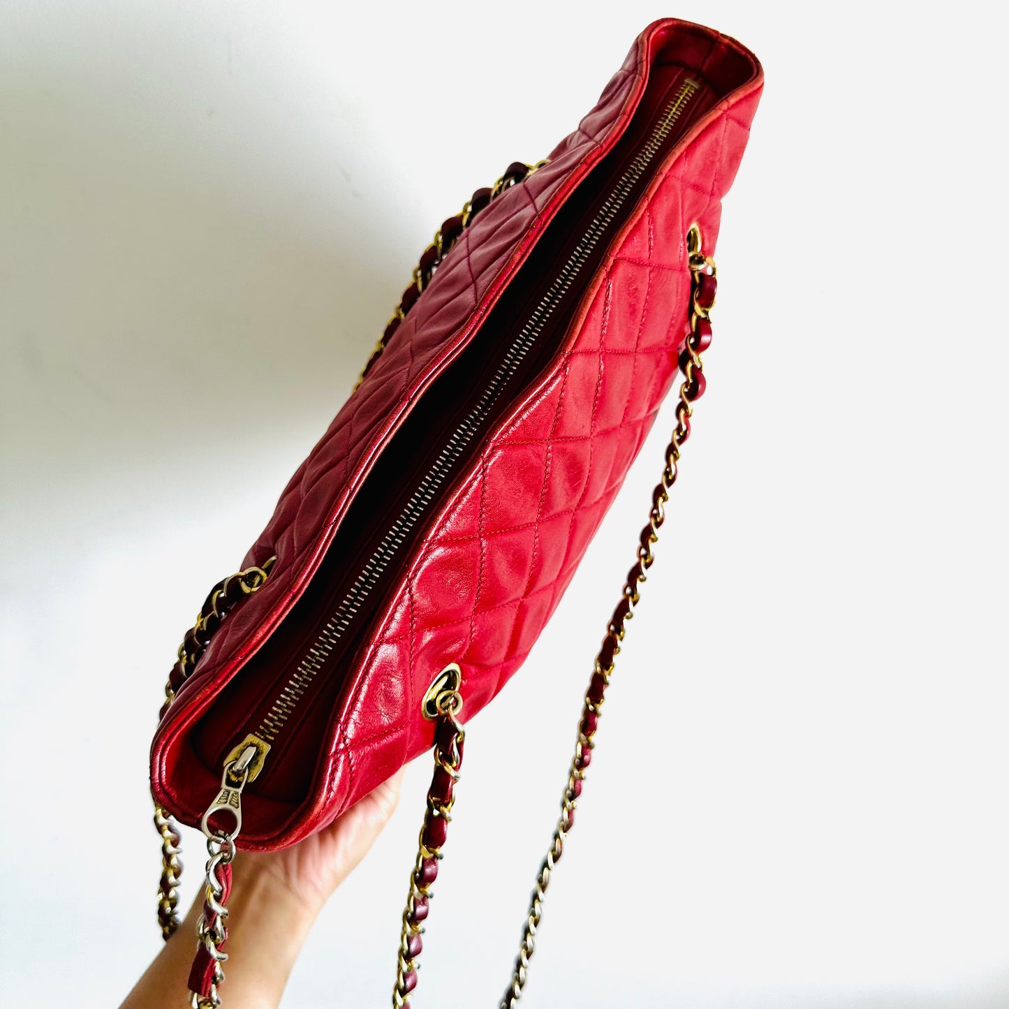 Chanel Cherry Red GHW Giant CC Logo Charm Medallion Quilted Lambskin Vintage Shoulder Sling Tote Bag 1s