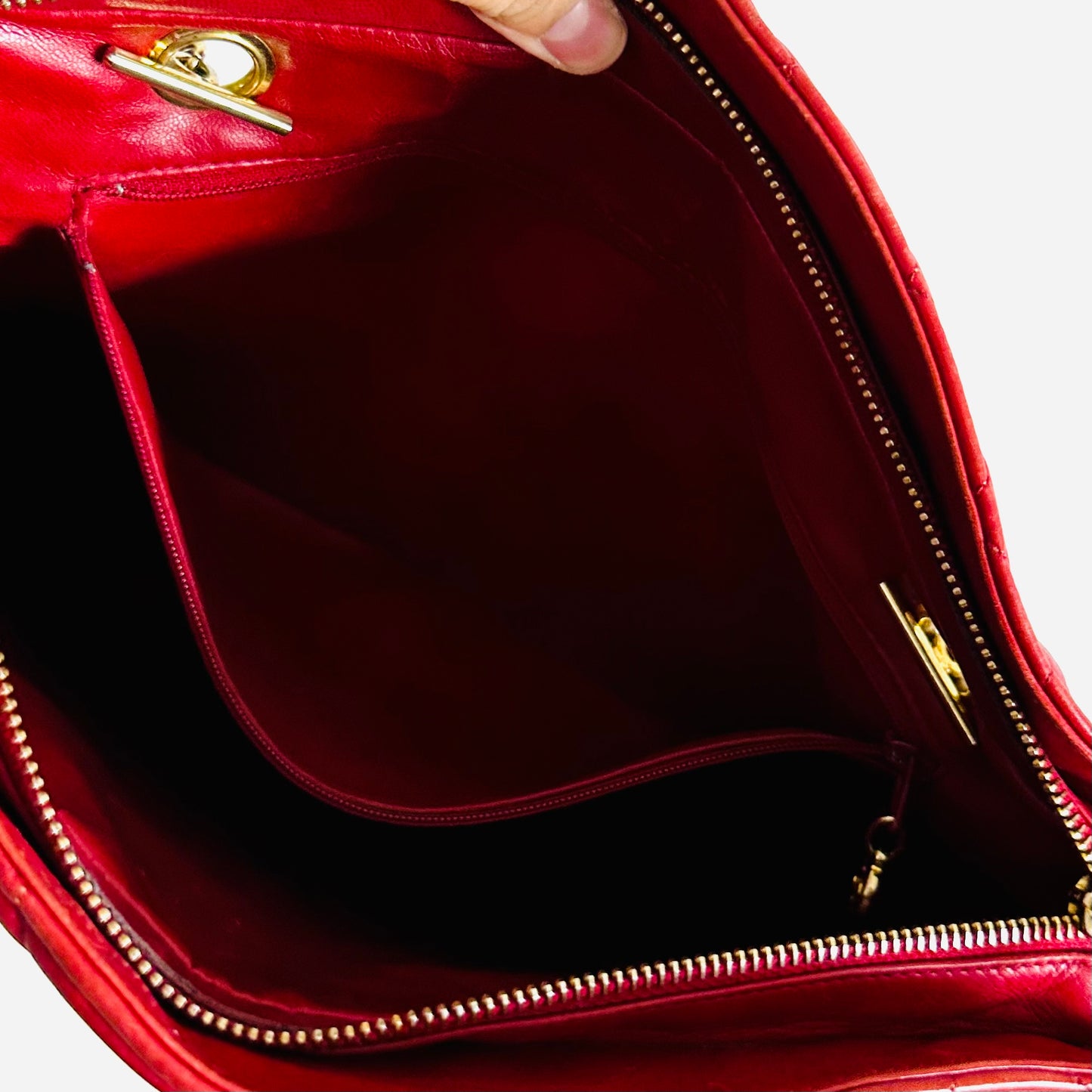Chanel Cherry Red GHW Giant CC Logo Charm Medallion Quilted Lambskin Vintage Shoulder Sling Tote Bag 1s