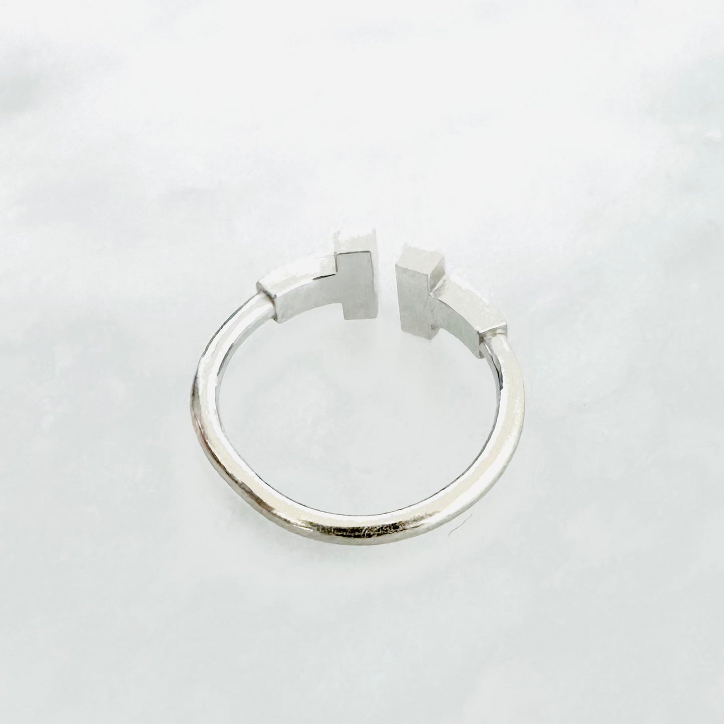 Tiffany & Co T&C T Wire Au750 18K White Gold With Diamonds Ring