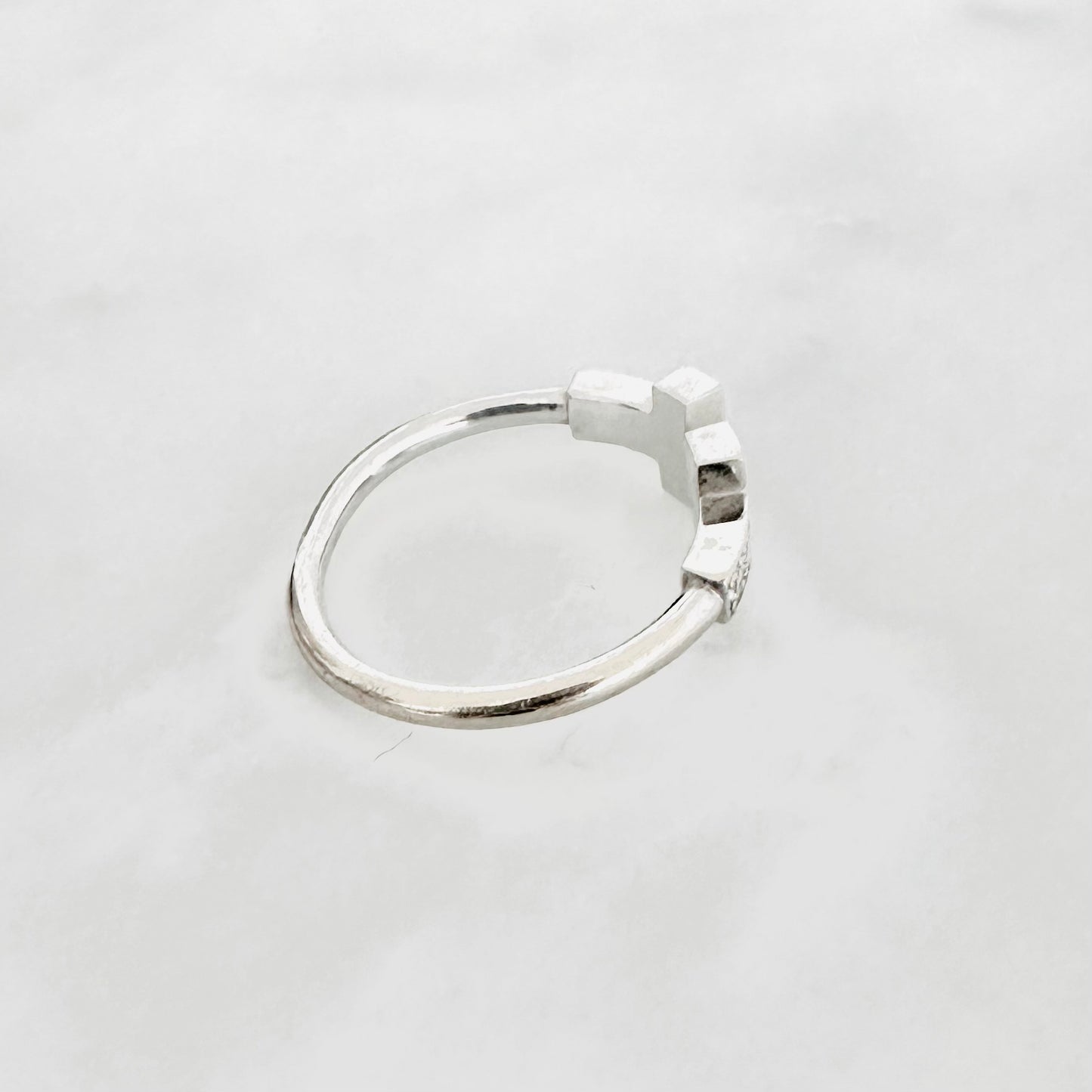 Tiffany & Co T&C T Wire Au750 18K White Gold With Diamonds Ring