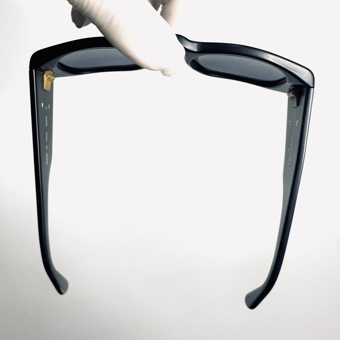 Chanel Black GHW Giant CC Monogram Logo Matte Aviator Sunglasses
