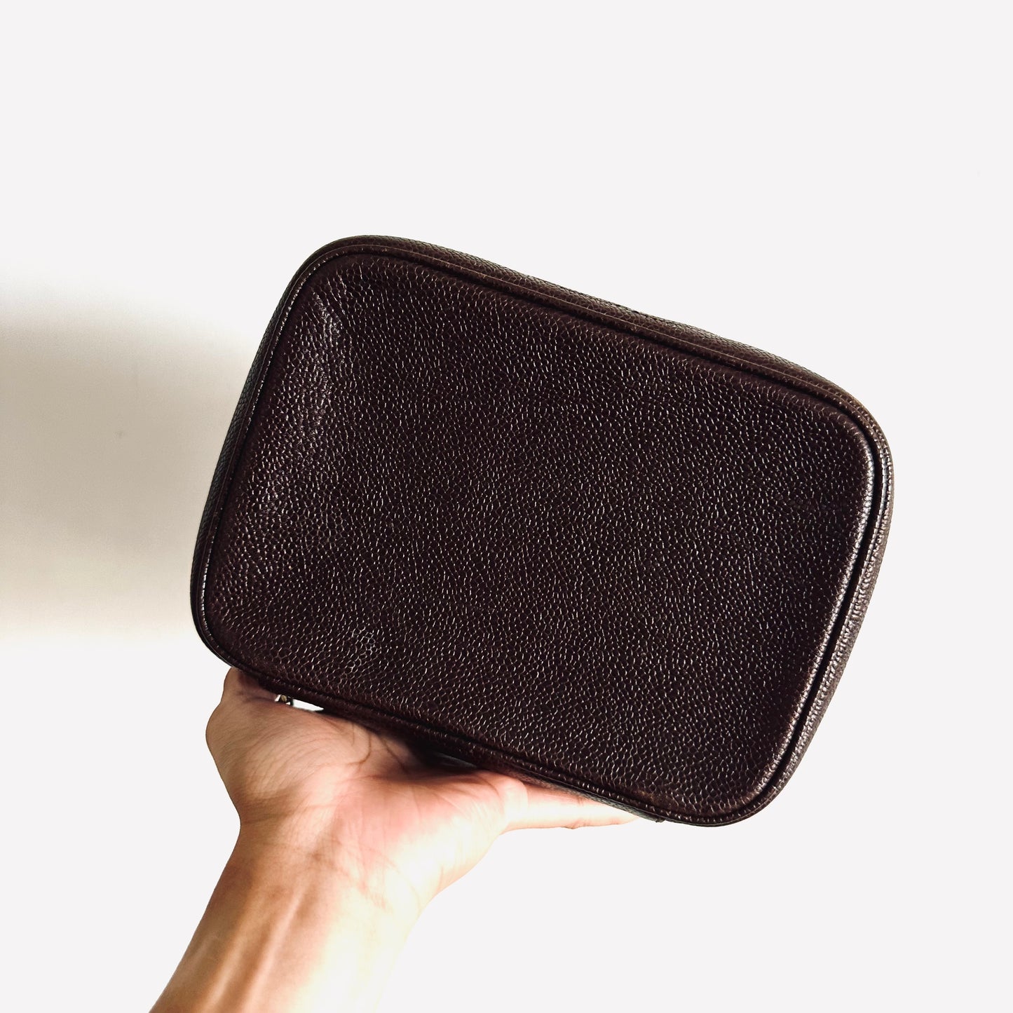 Chanel Dark Brown GHW Caviar Giant CC Logo Wide Horizontal Vanity Case Vintage Top Handle Bag 2s