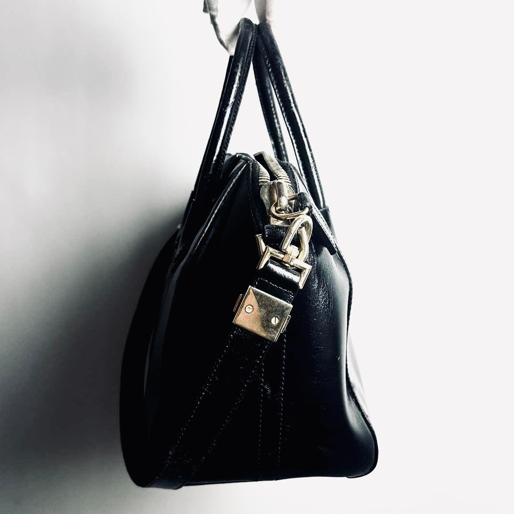 Givenchy Black GHW Small Antigona Shiny Calfskin Leather Monogram Logo 2-Way Top Handle Shoulder Sling Bag