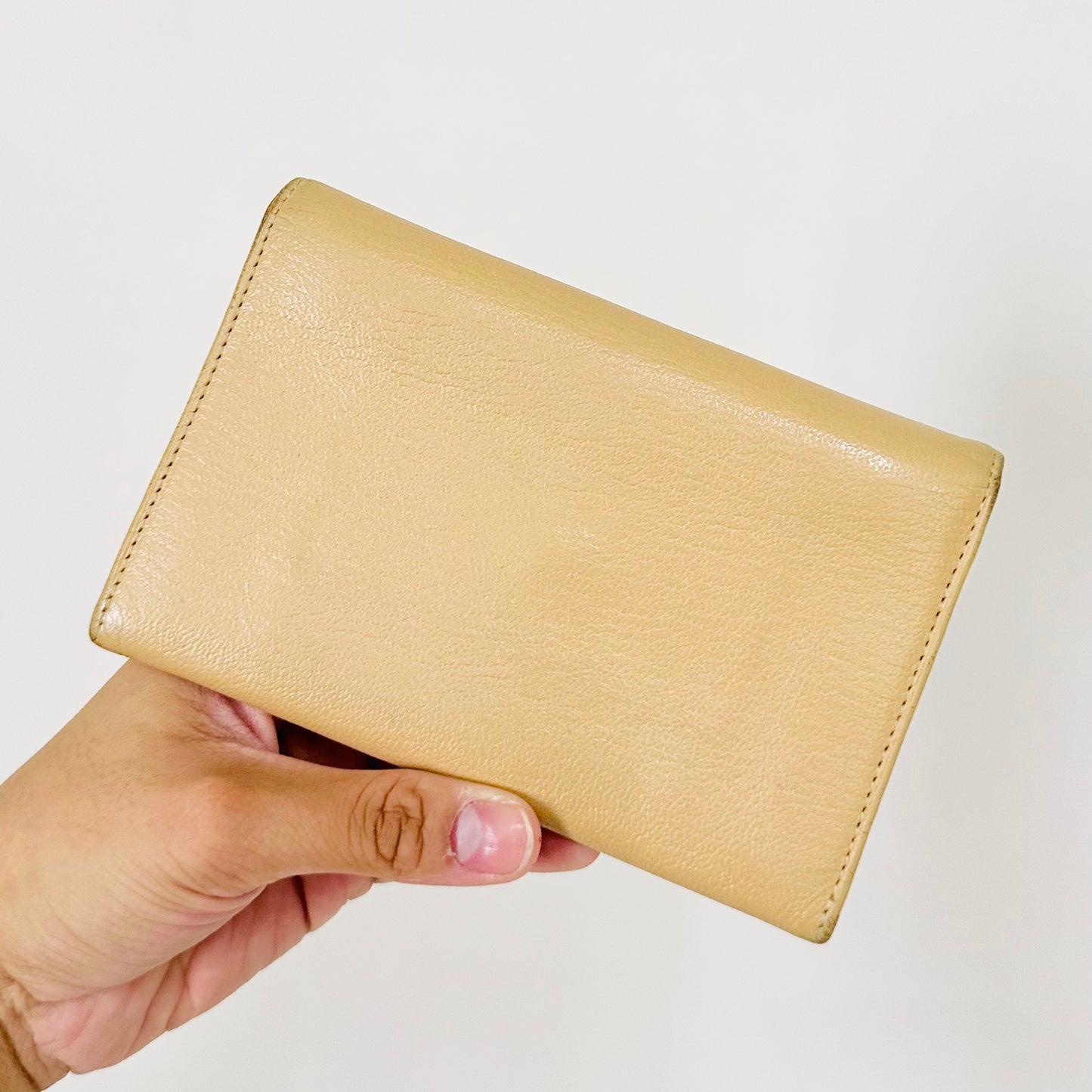 Chanel Beige GHW CC Logo Chevre Leather Flap Compact Bifold Wallet 7s