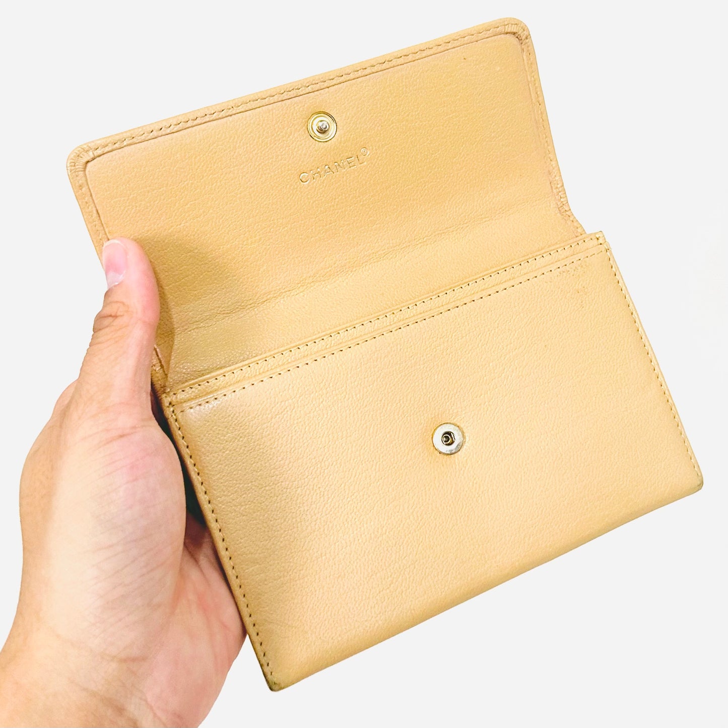 Chanel Beige GHW CC Logo Chevre Leather Flap Compact Bifold Wallet 7s