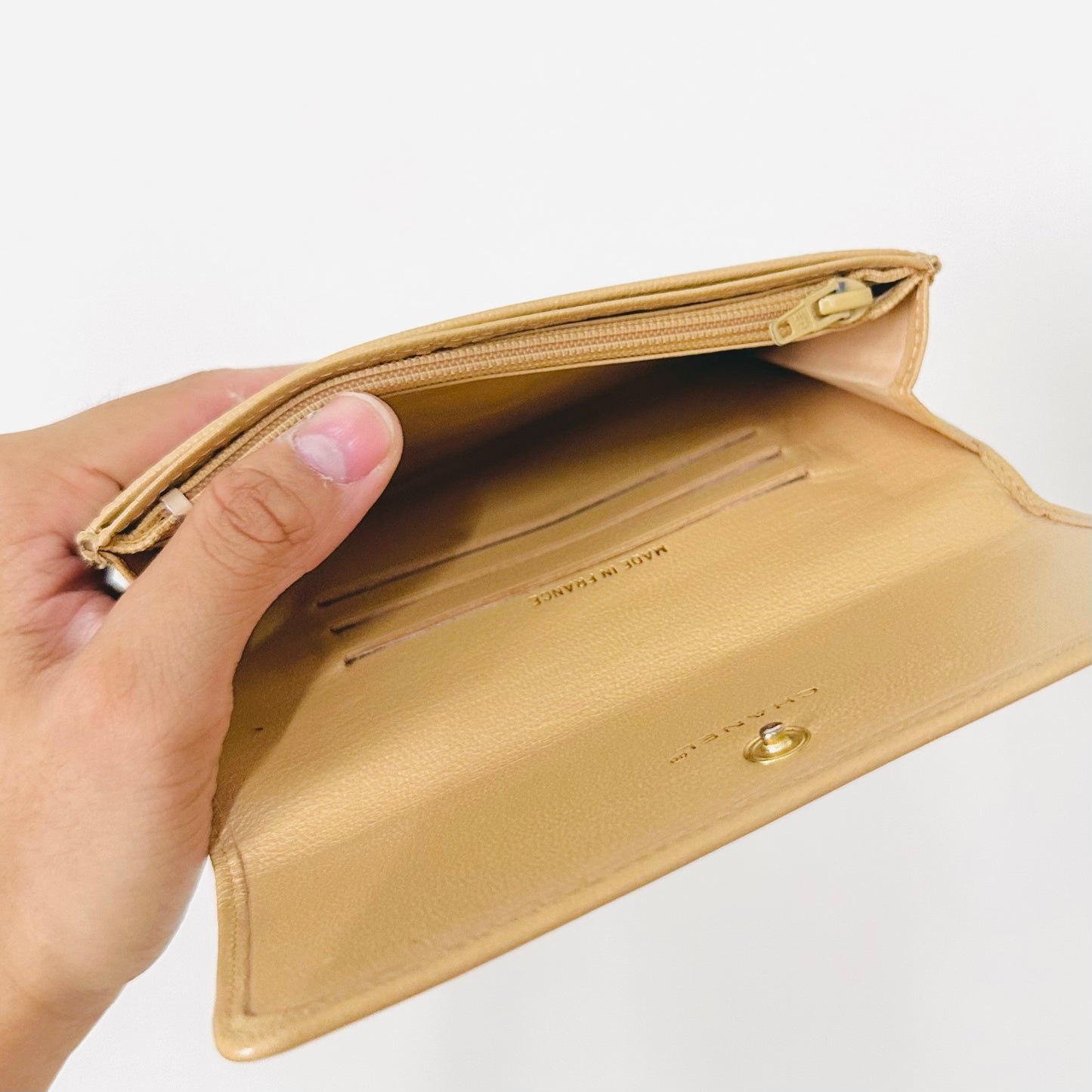 Chanel Beige GHW CC Logo Chevre Leather Flap Compact Bifold Wallet 7s