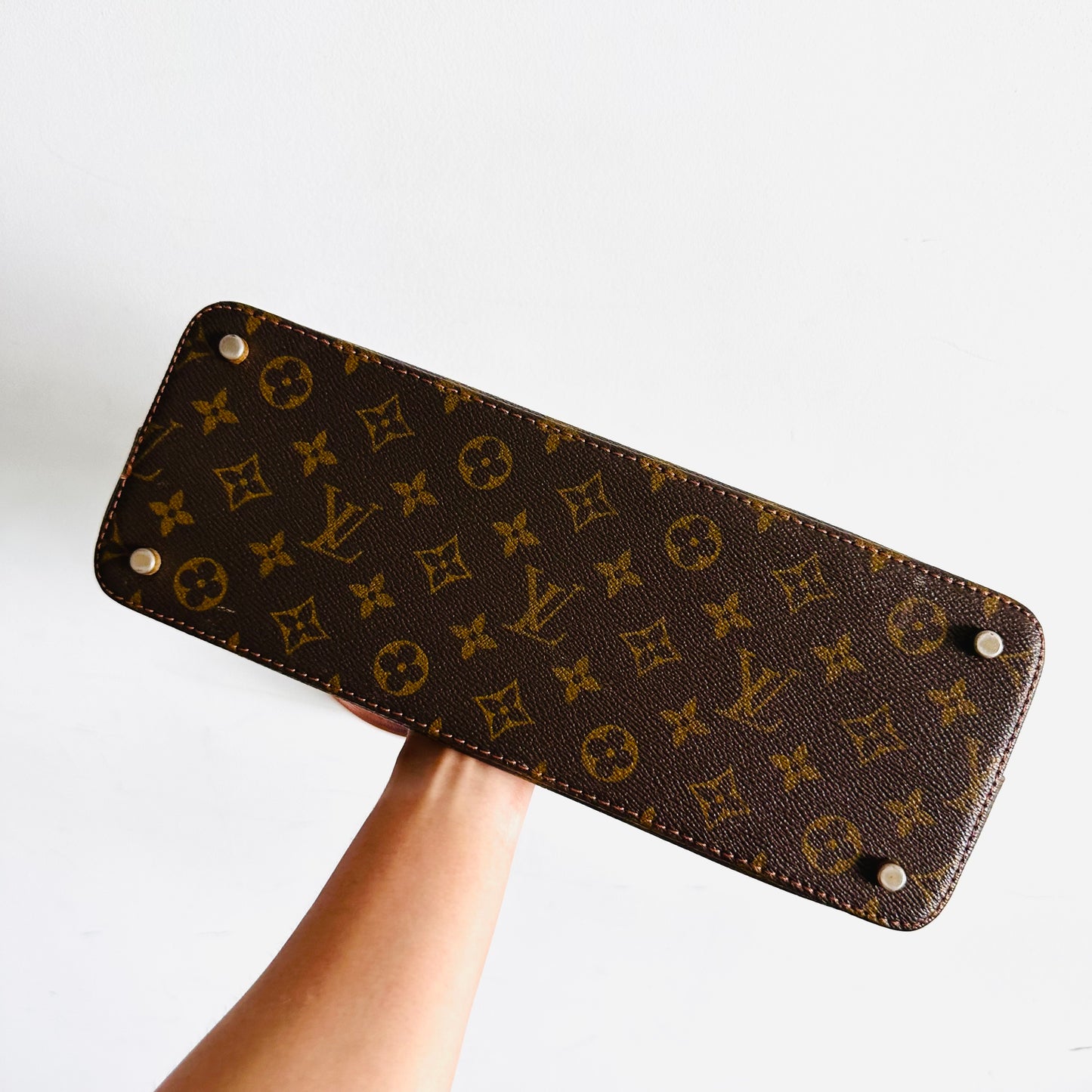 Louis Vuitton LV Boulogne Monogram Logo GHW Baguette Hobo Vintage Shoulder Sling Bag