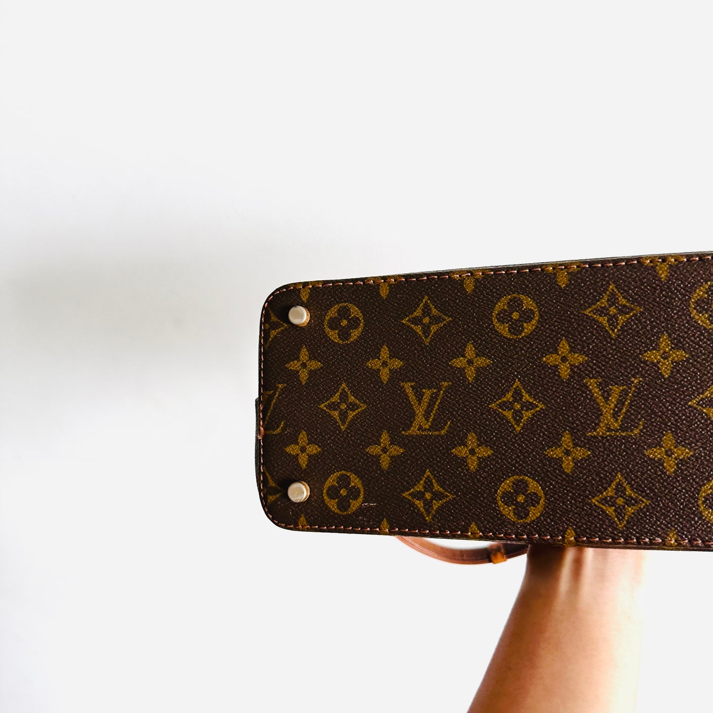 Louis Vuitton LV Boulogne Monogram Logo GHW Baguette Hobo Vintage Shoulder Sling Bag